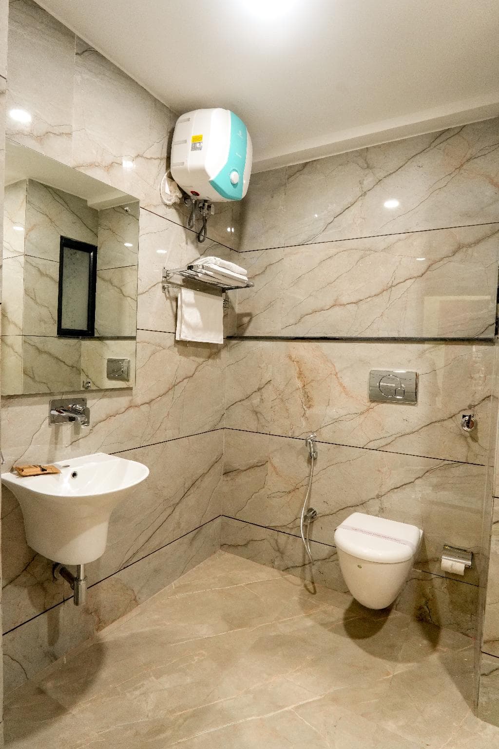 Hotel The Bless photo 2