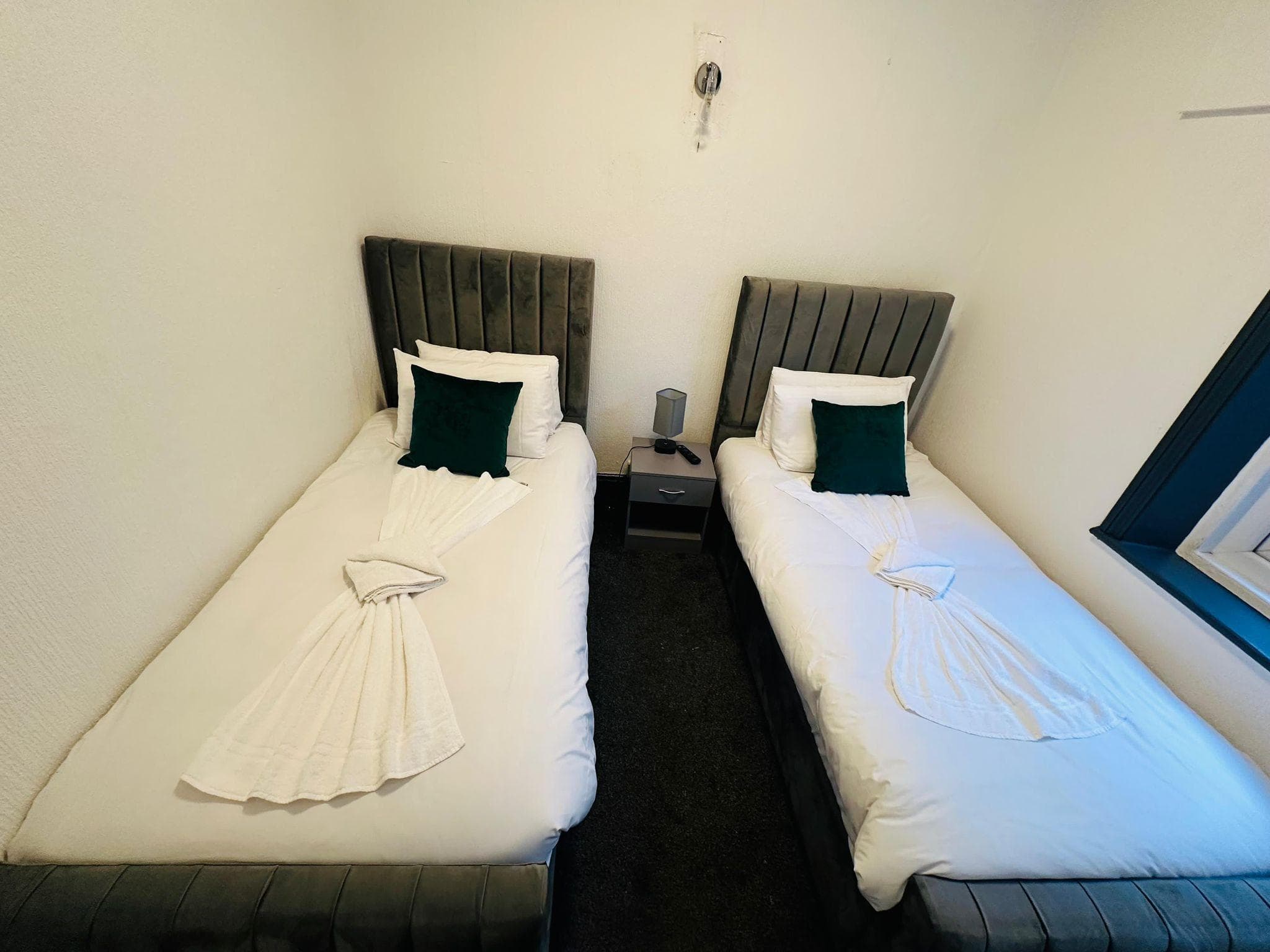 The New Valeron Hotel photo 4