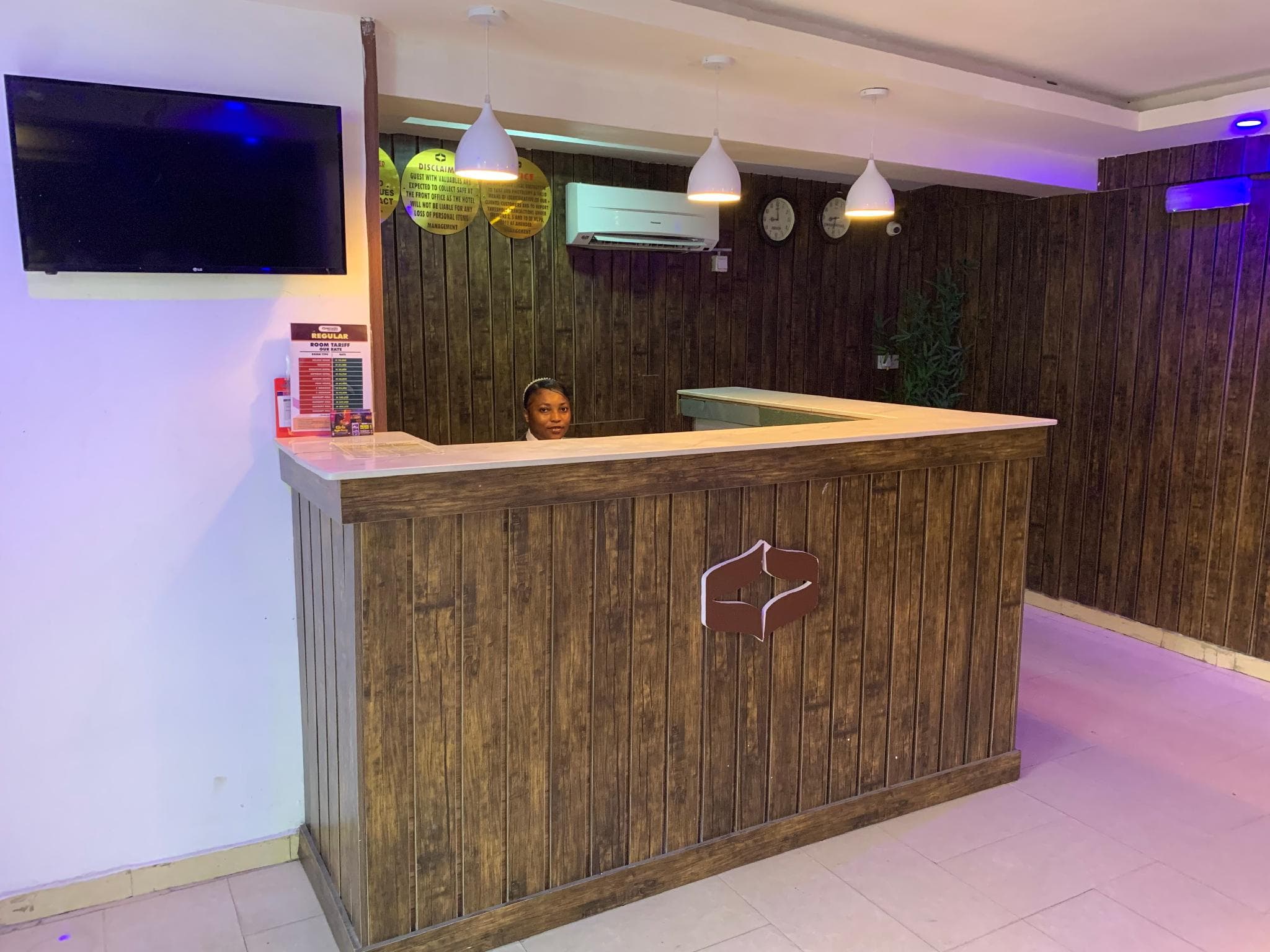 Presken Hotels Alade Avenue photo 4