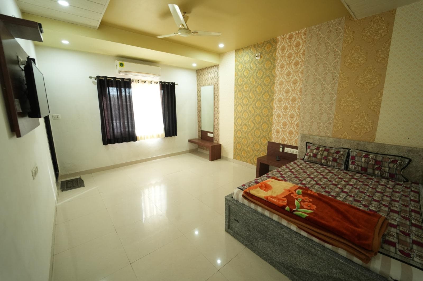 Hotel Pawar Palace And Restaurant photo 2