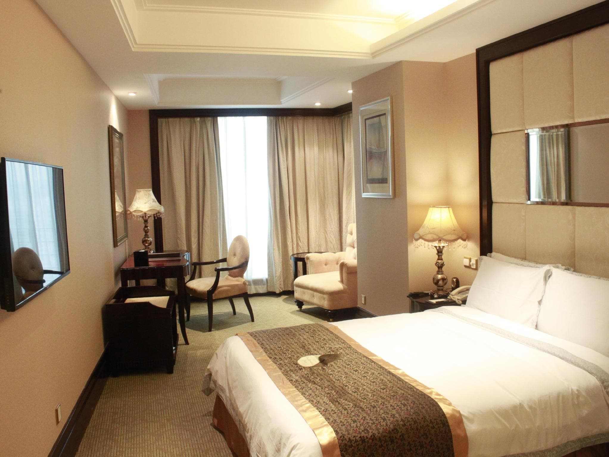Royal Mediterranean Hotel photo 2