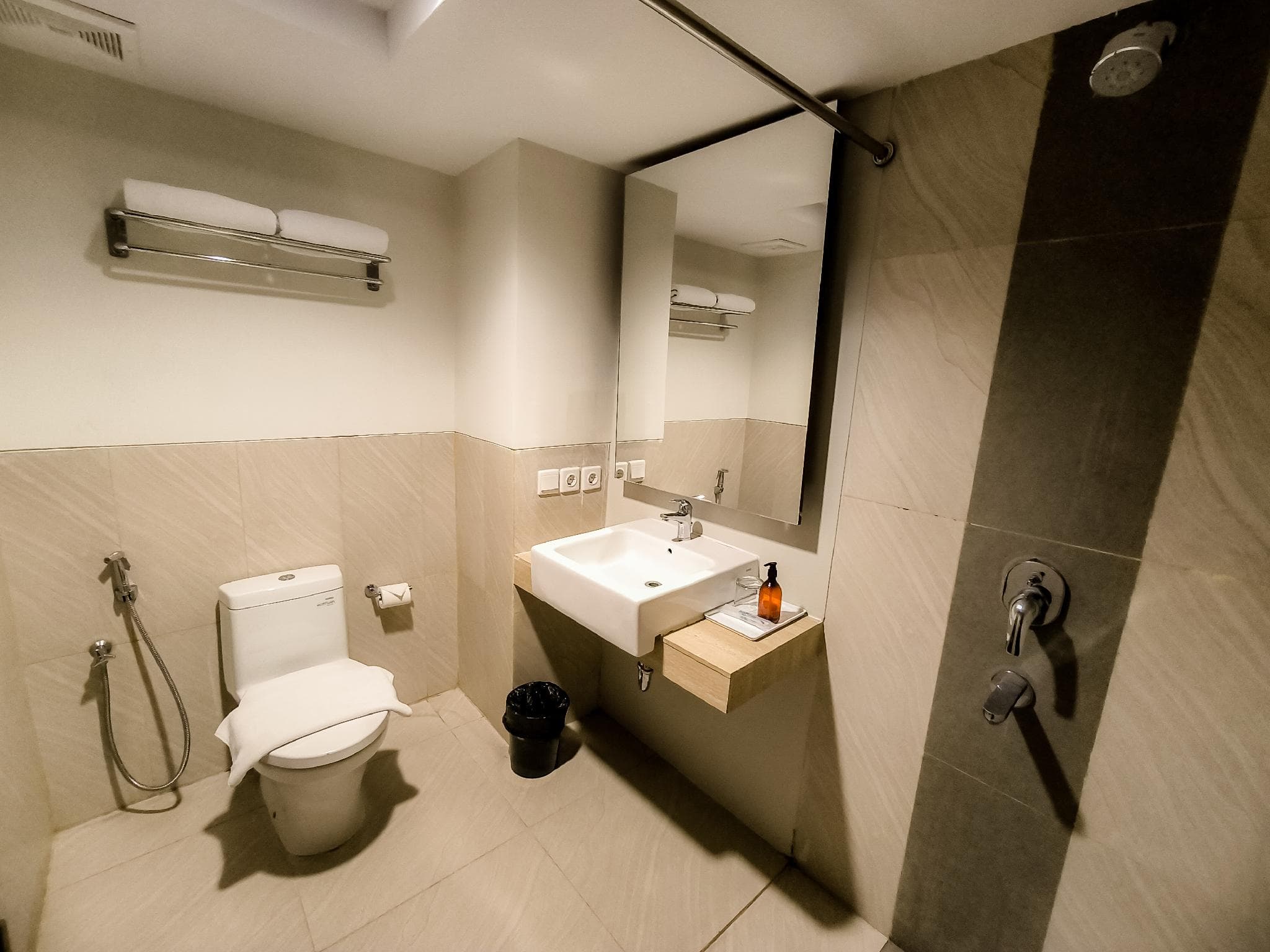 Bogor Icon Condotel By Holla photo 2