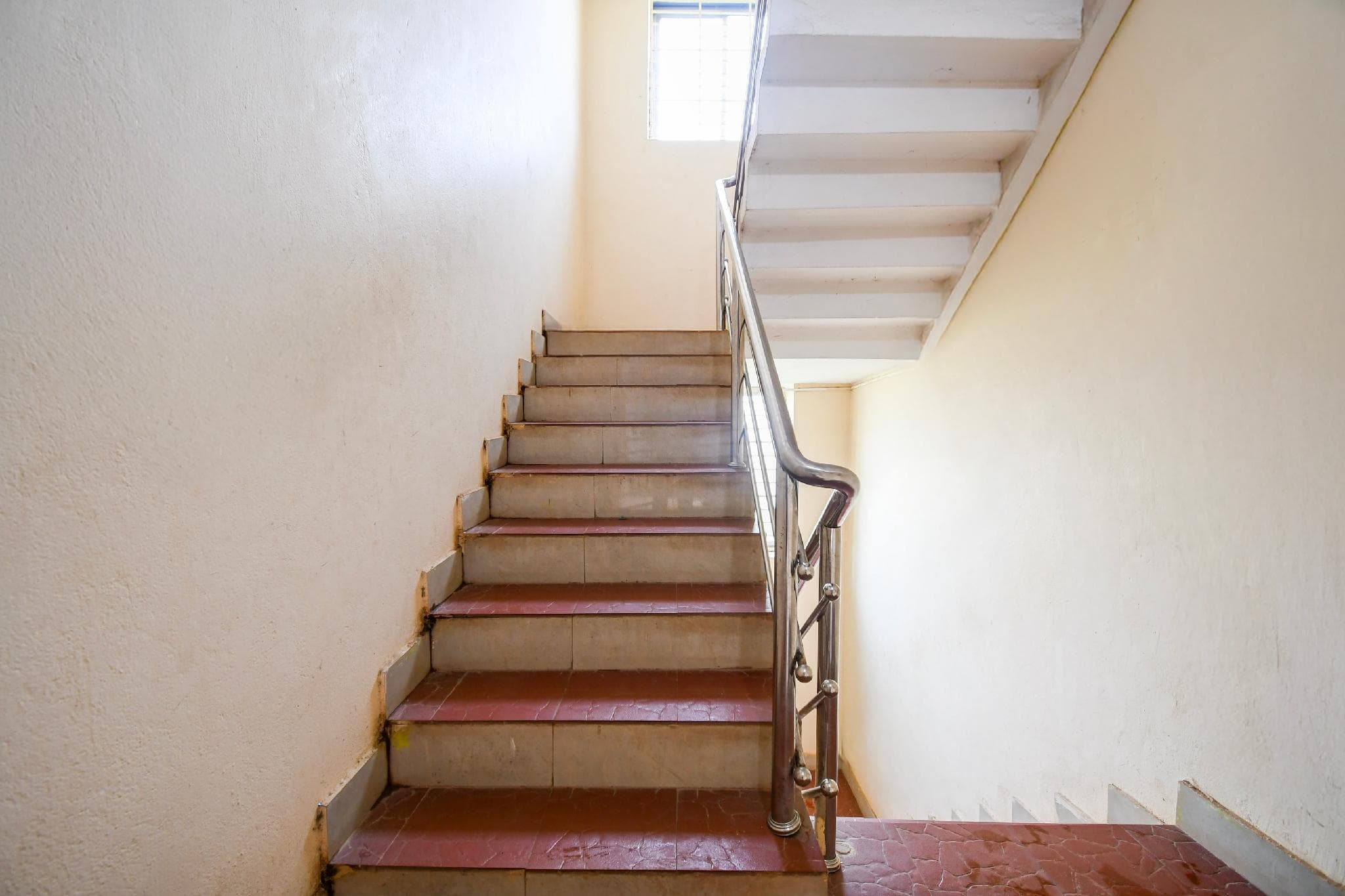 Hotel O Dumduma Near DN Regalia Mall photo 3