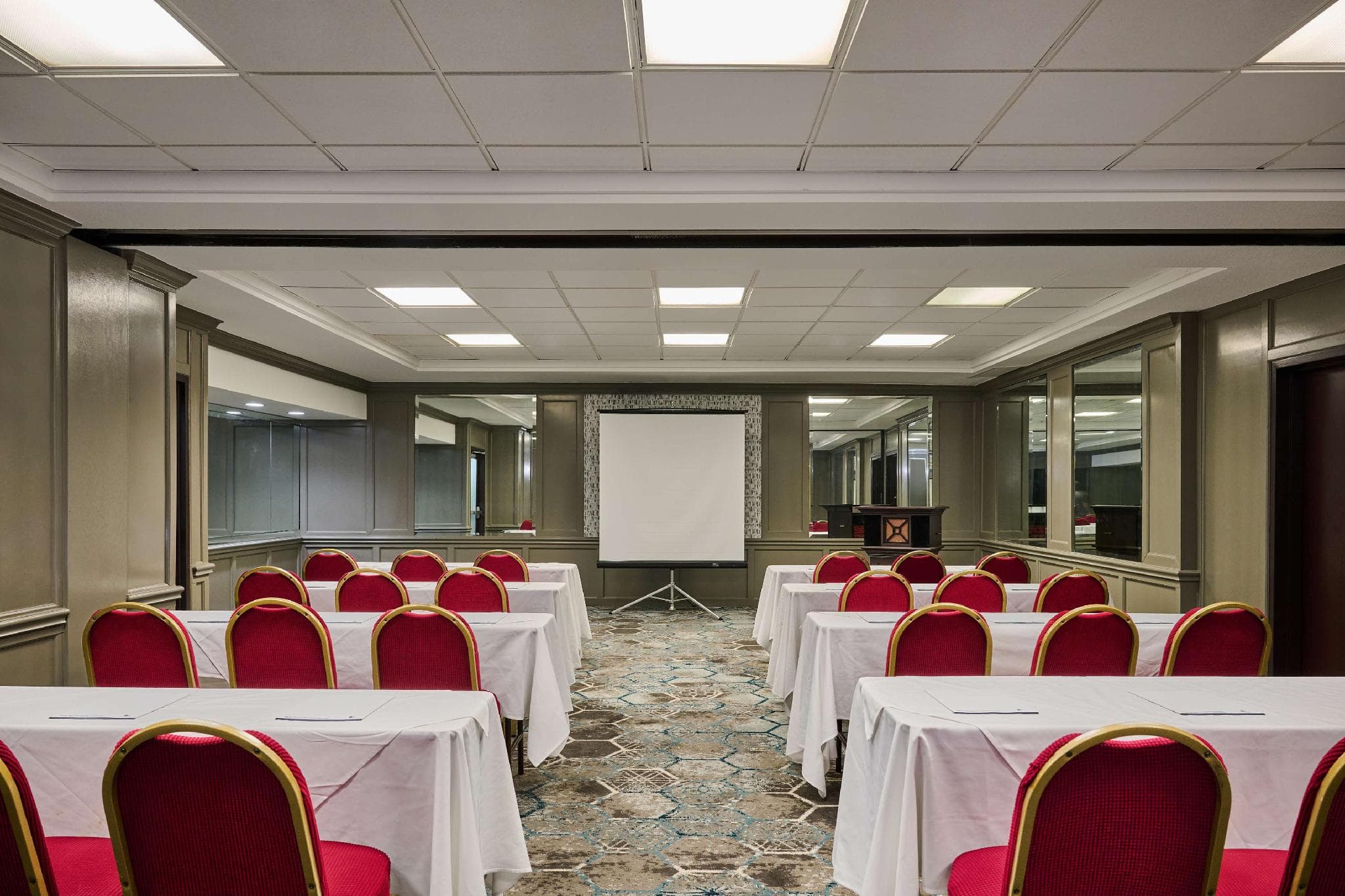 DoubleTree by Hilton Chatsworth photo 5