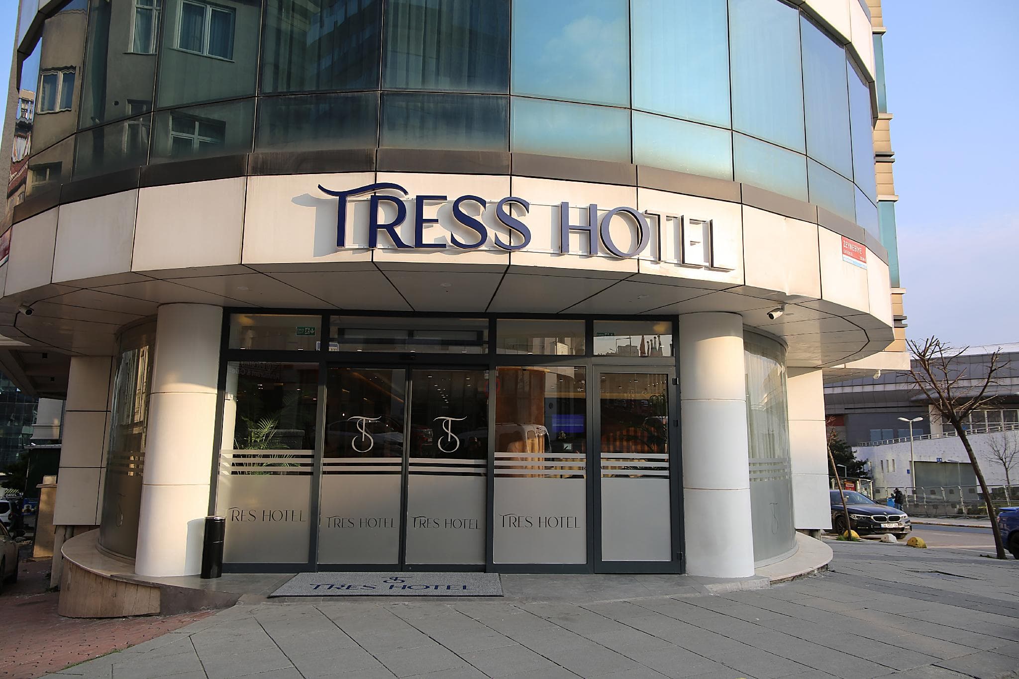Tress Hotel photo 4