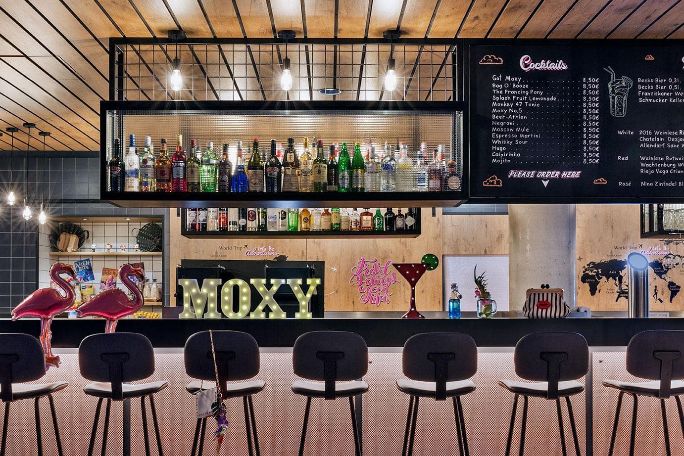 Moxy Frankfurt Airport Kelsterbach photo 5