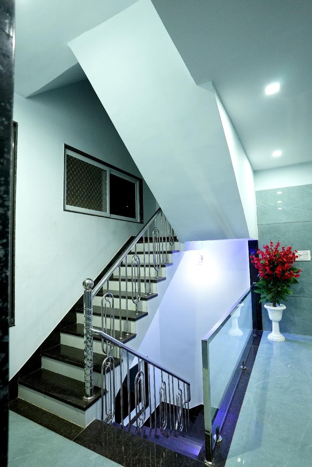 RRA Retreat Hotel photo 5
