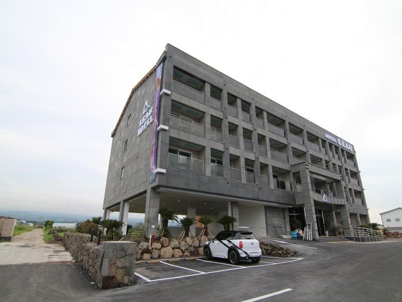 Sea View Hotel photo 3