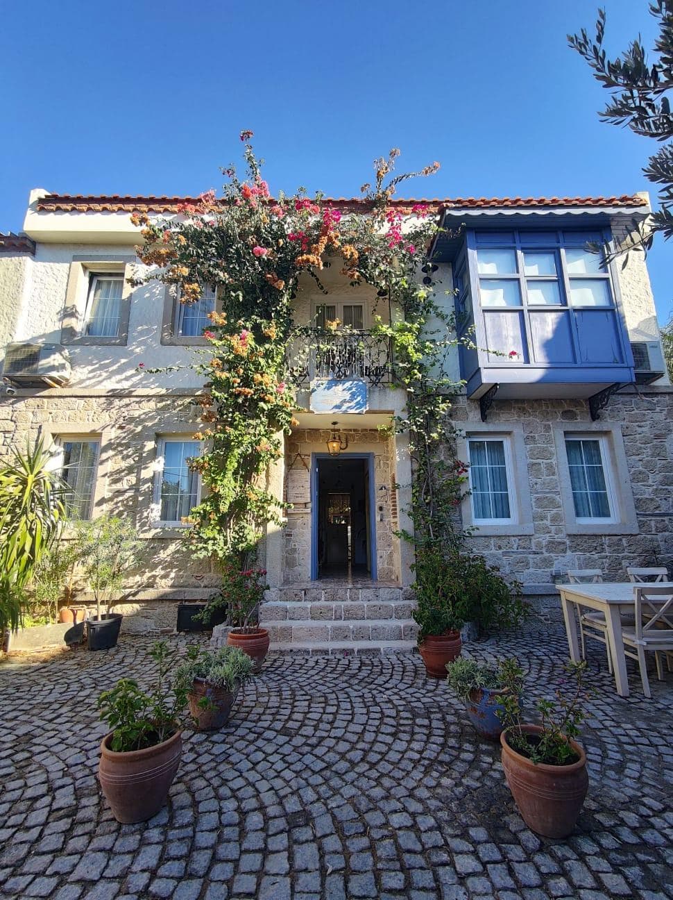 Faro Alacati photo 4