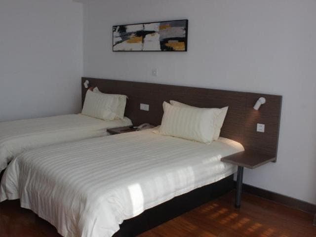 Jinjiang Inn Style Zhenjiang Dagang Pingchang Road photo 2