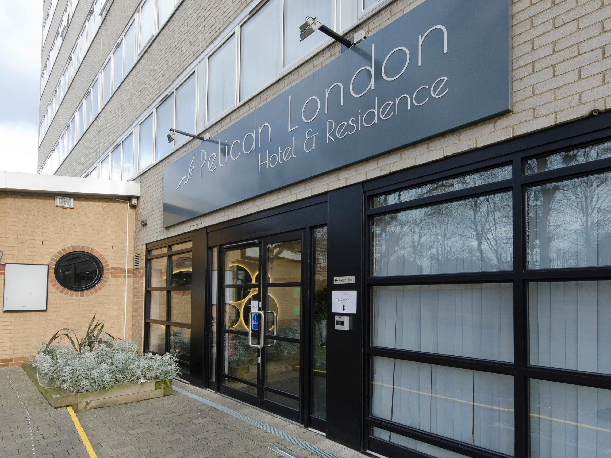 Pelican London Hotel and Residence photo 4
