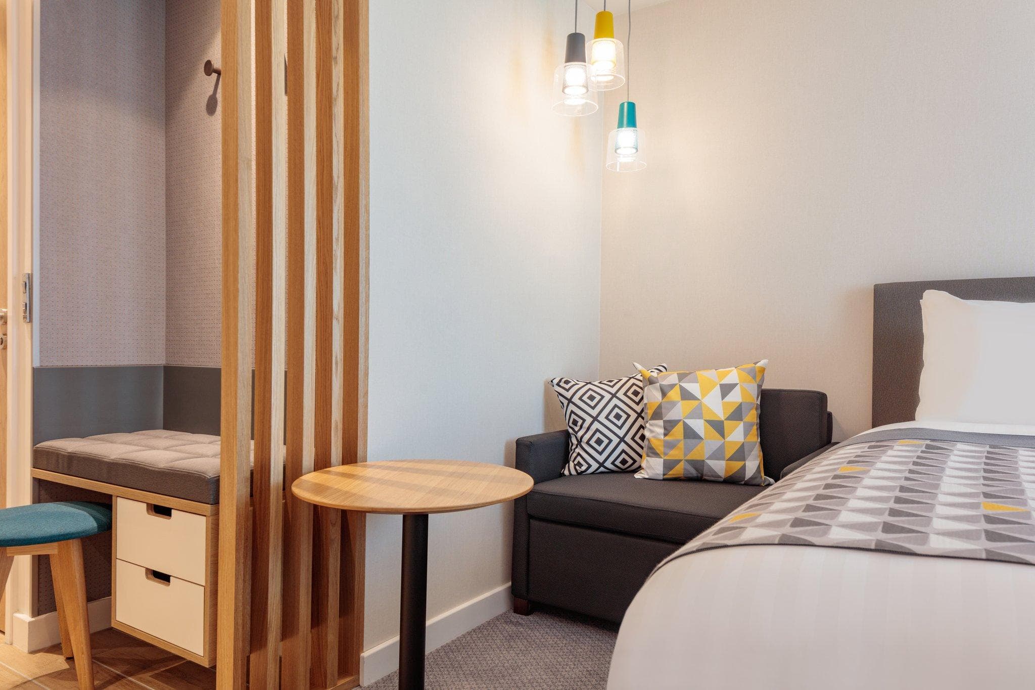 Holiday Inn London-Heathrow Bath Road By IHG photo 3
