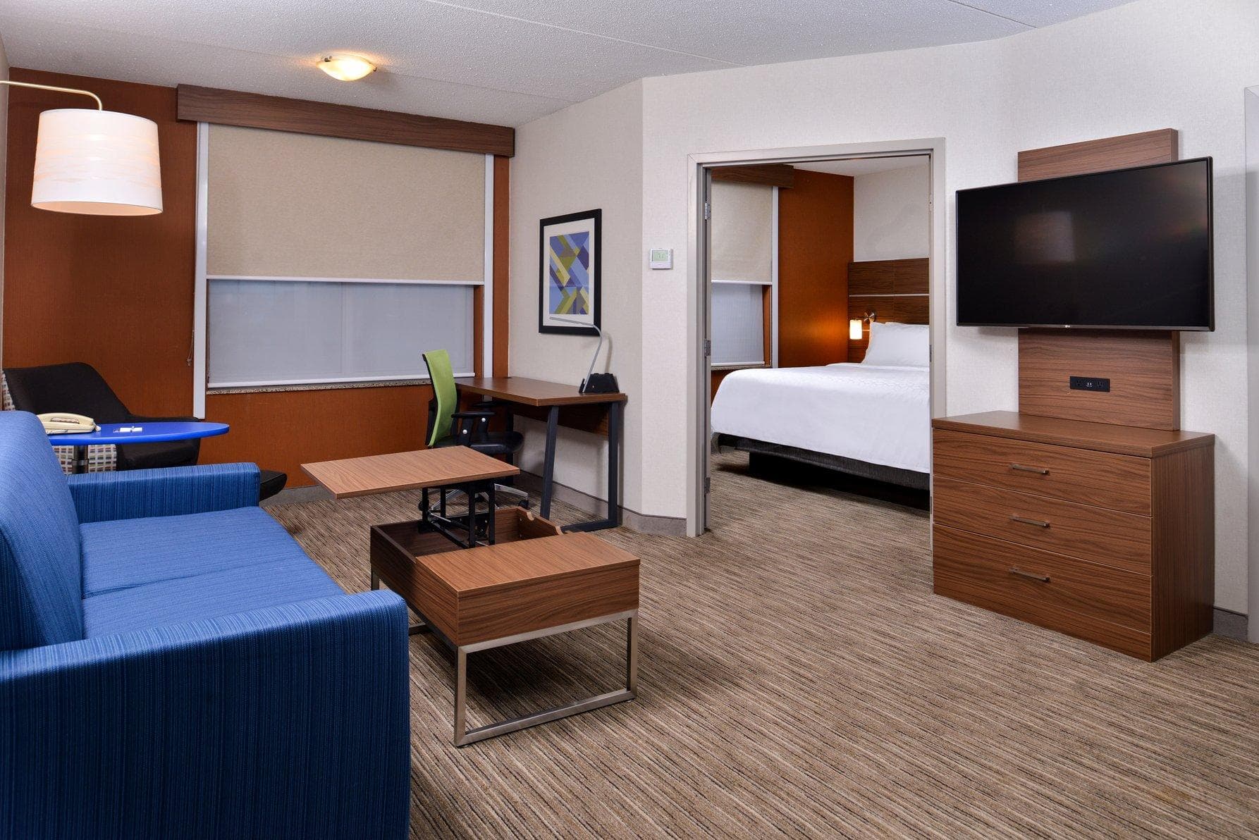 Holiday Inn Express & Suites Buffalo Downtown By IHG photo 2