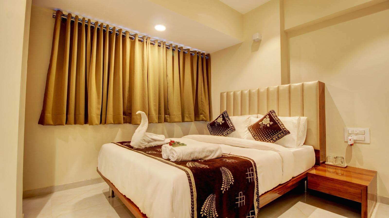 Hotel Sapphire inn photo 2