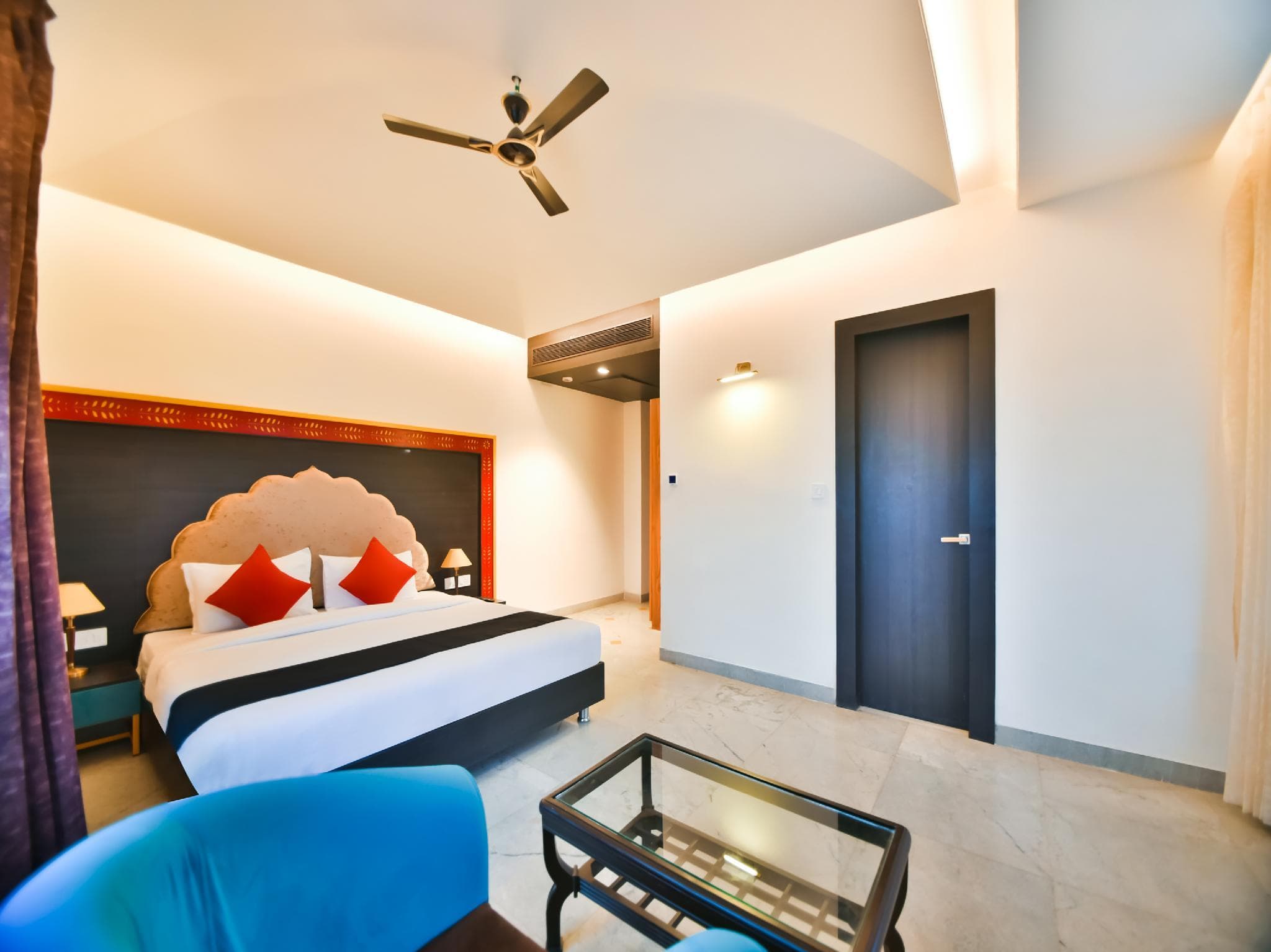 Capital O 38052 Hotel Bhopal Palace photo 4