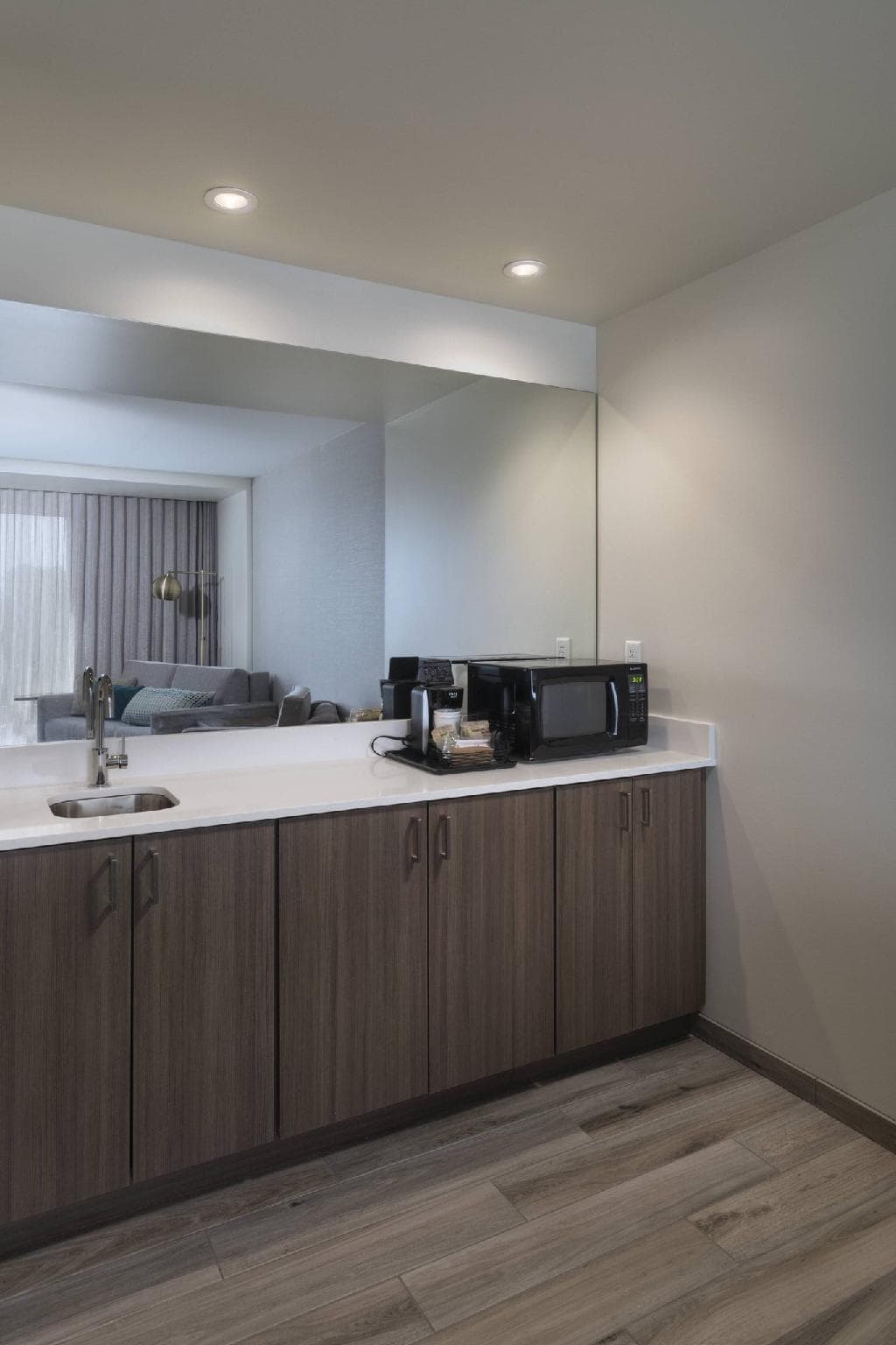 Courtyard by Marriott St. Louis Brentwood photo 2