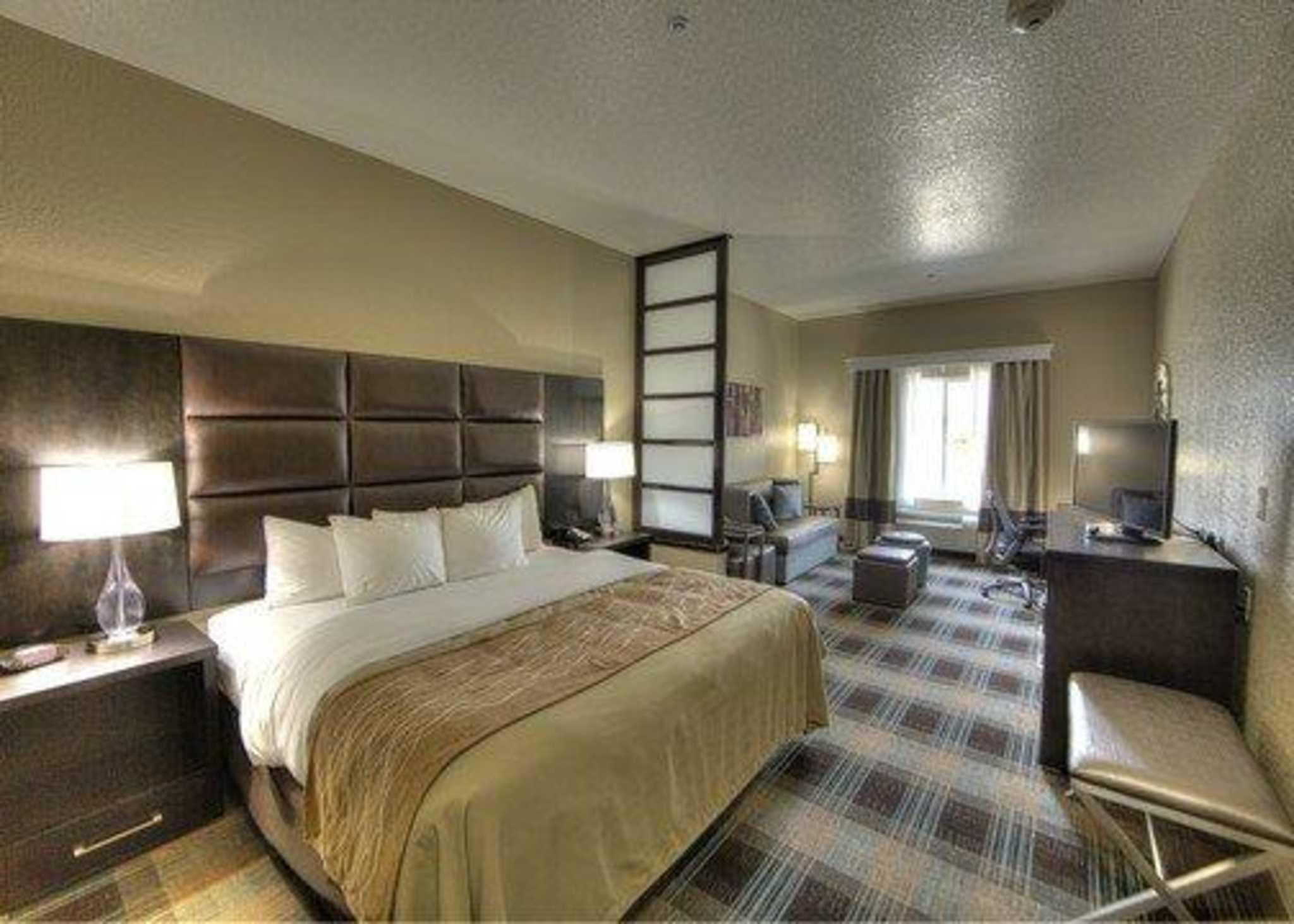 Comfort Inn & Suites Fort Worth West I-30 NAS JRB