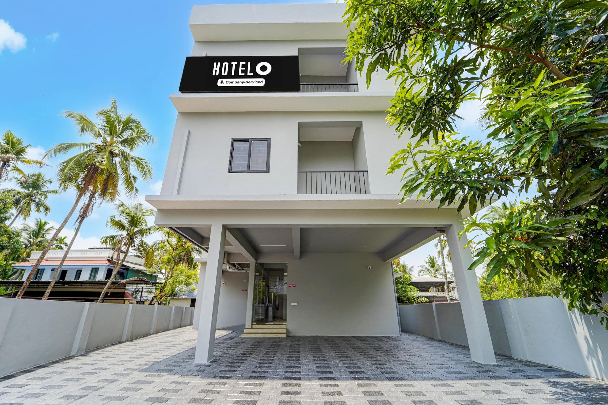 Hotel O Nettoor Junction Kochi Formerly Radhika Residency