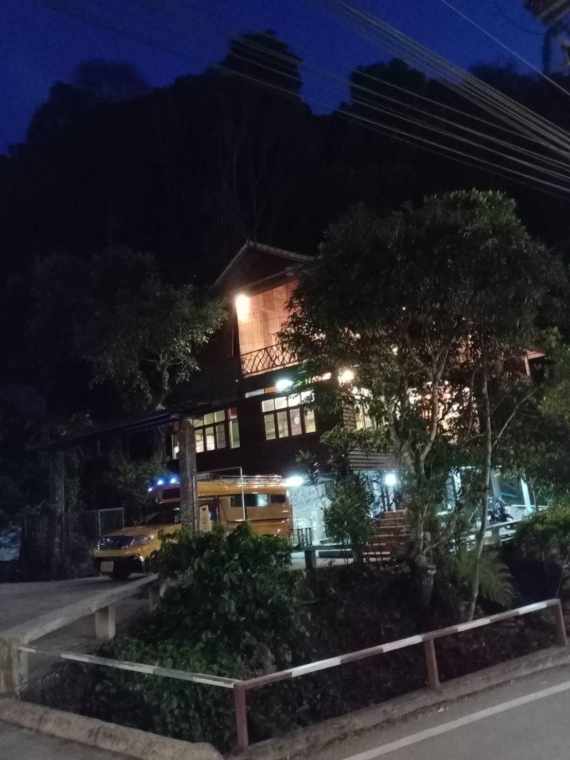 Ban Klang Khao, Mae Kampong photo 4