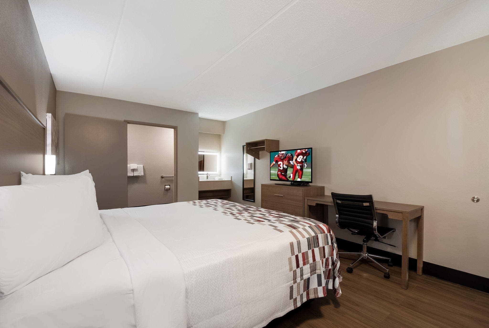 Red Roof Inn Chattanooga – Hamilton Place photo 2