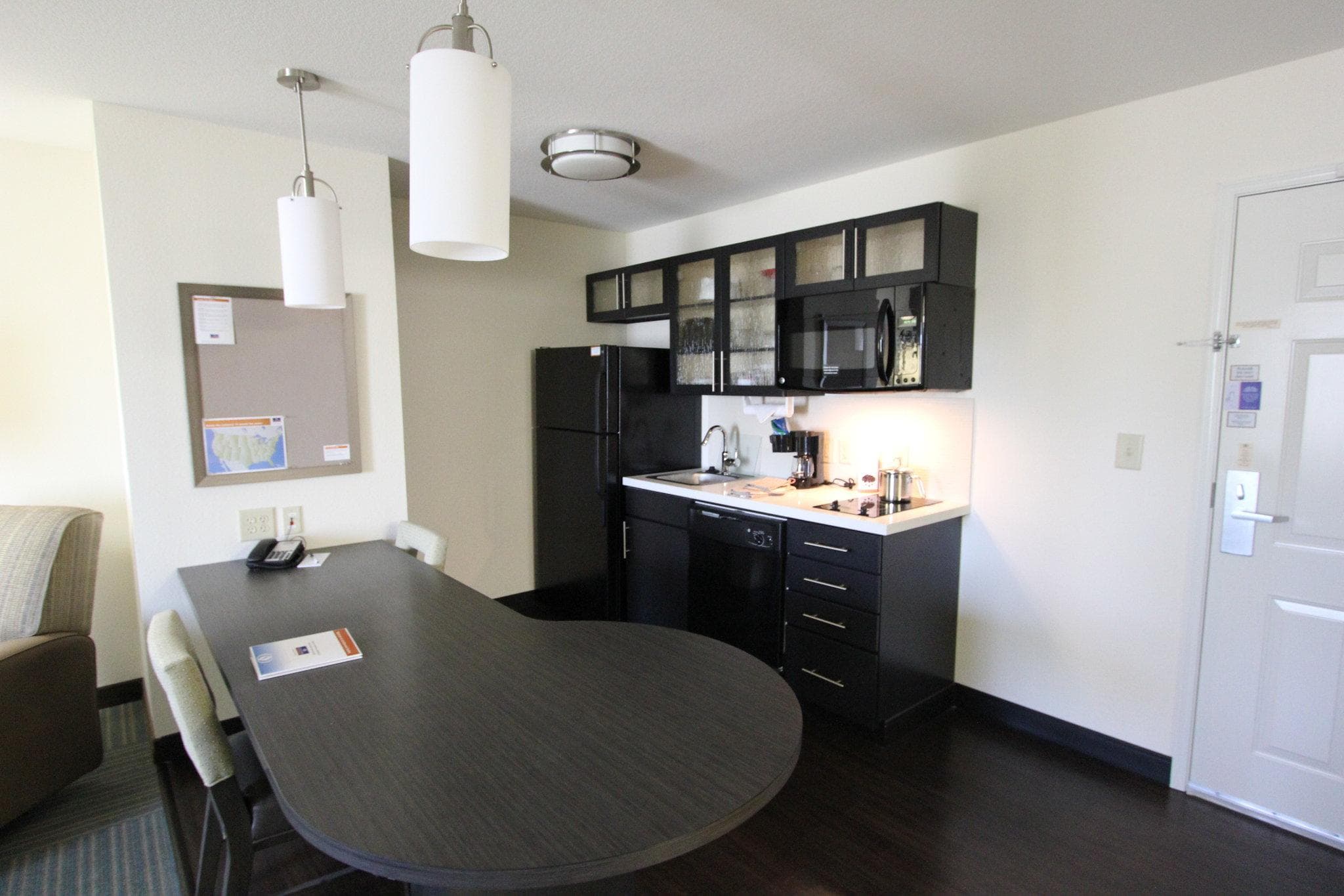 Candlewood Suites Greenville By IHG photo 2