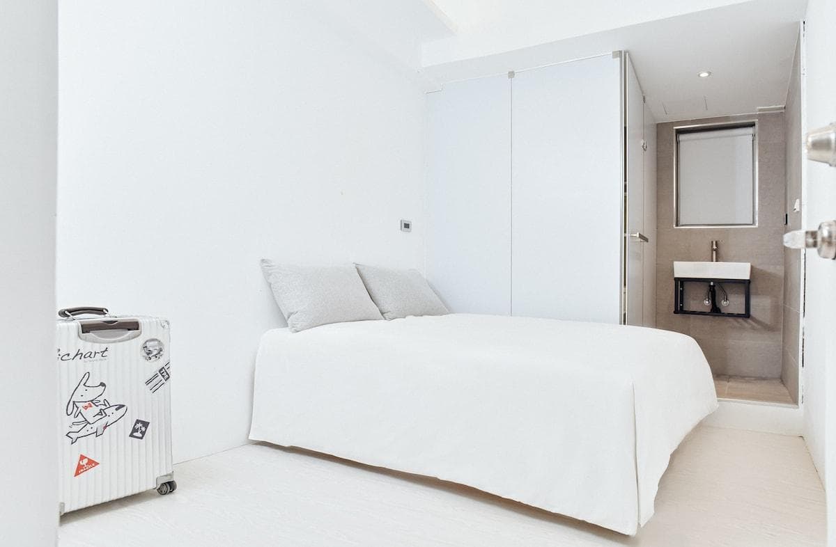 White Space Design Hotel - Taipei Main Station photo 4