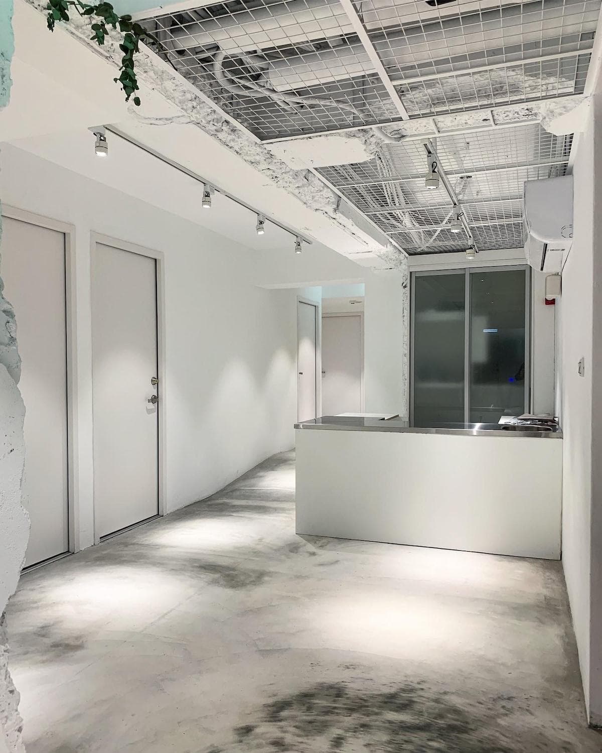 White Space Design Hotel - Taipei Main Station