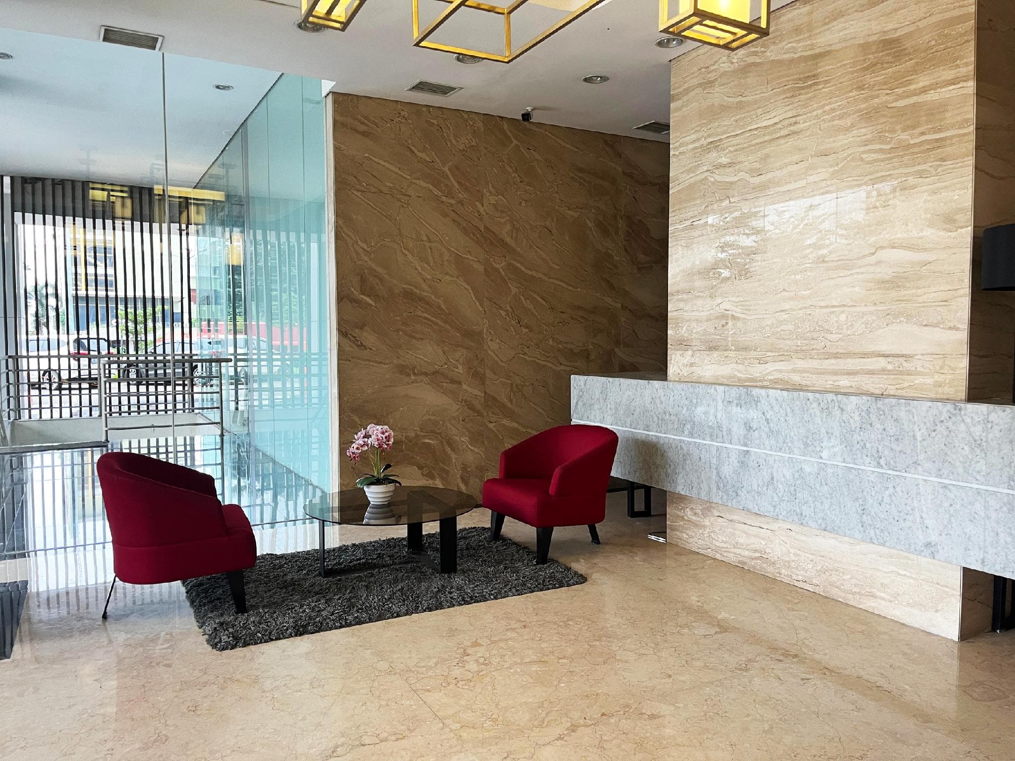 Pollux Chadstone Apartemen by Namastay Inn photo 3