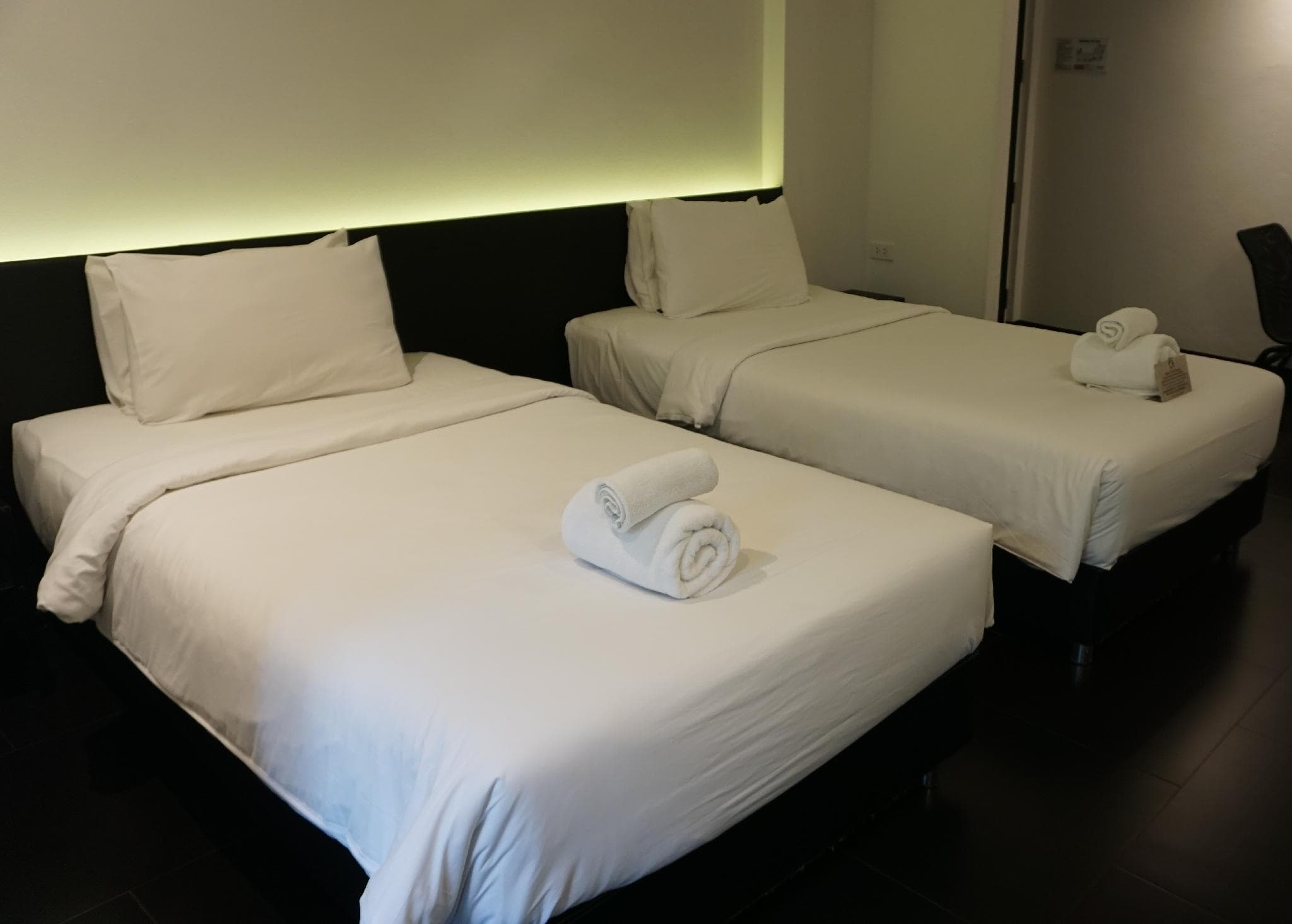 iThaphae Hotel photo 2