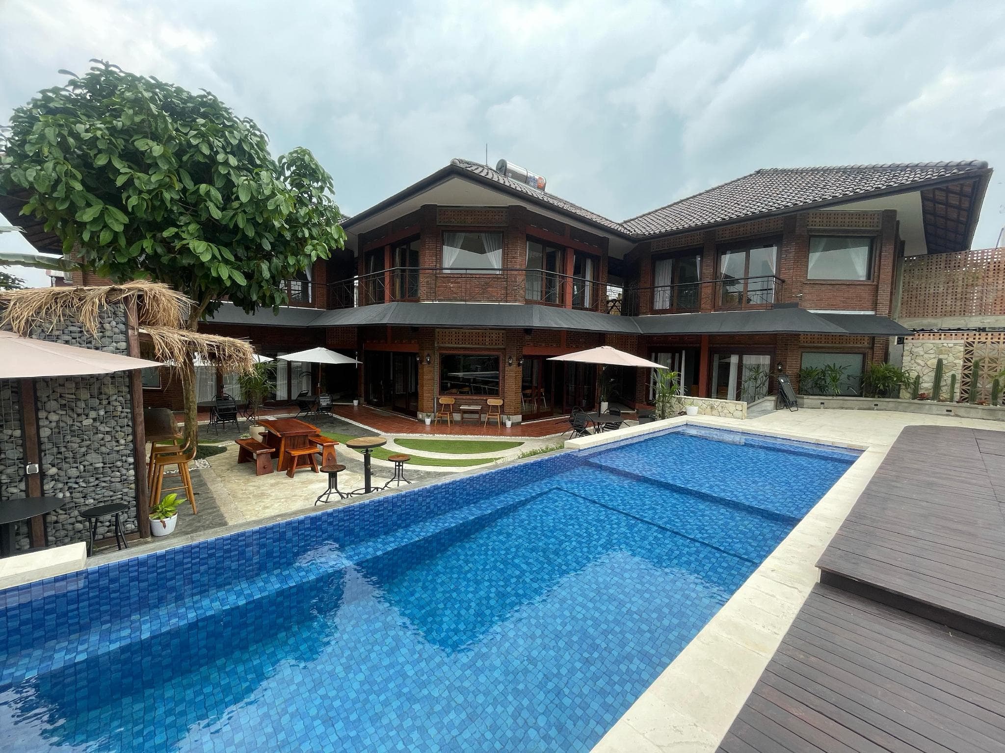 Gajah12 Golf View Boutique Hotel