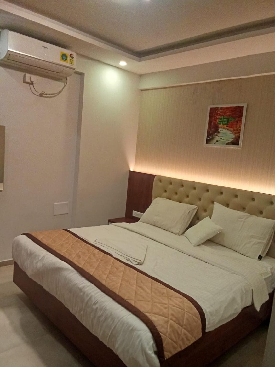 Palette Hotel and Resort Manyata Tech Park Bangalore Formerly Blue Diamond photo 2