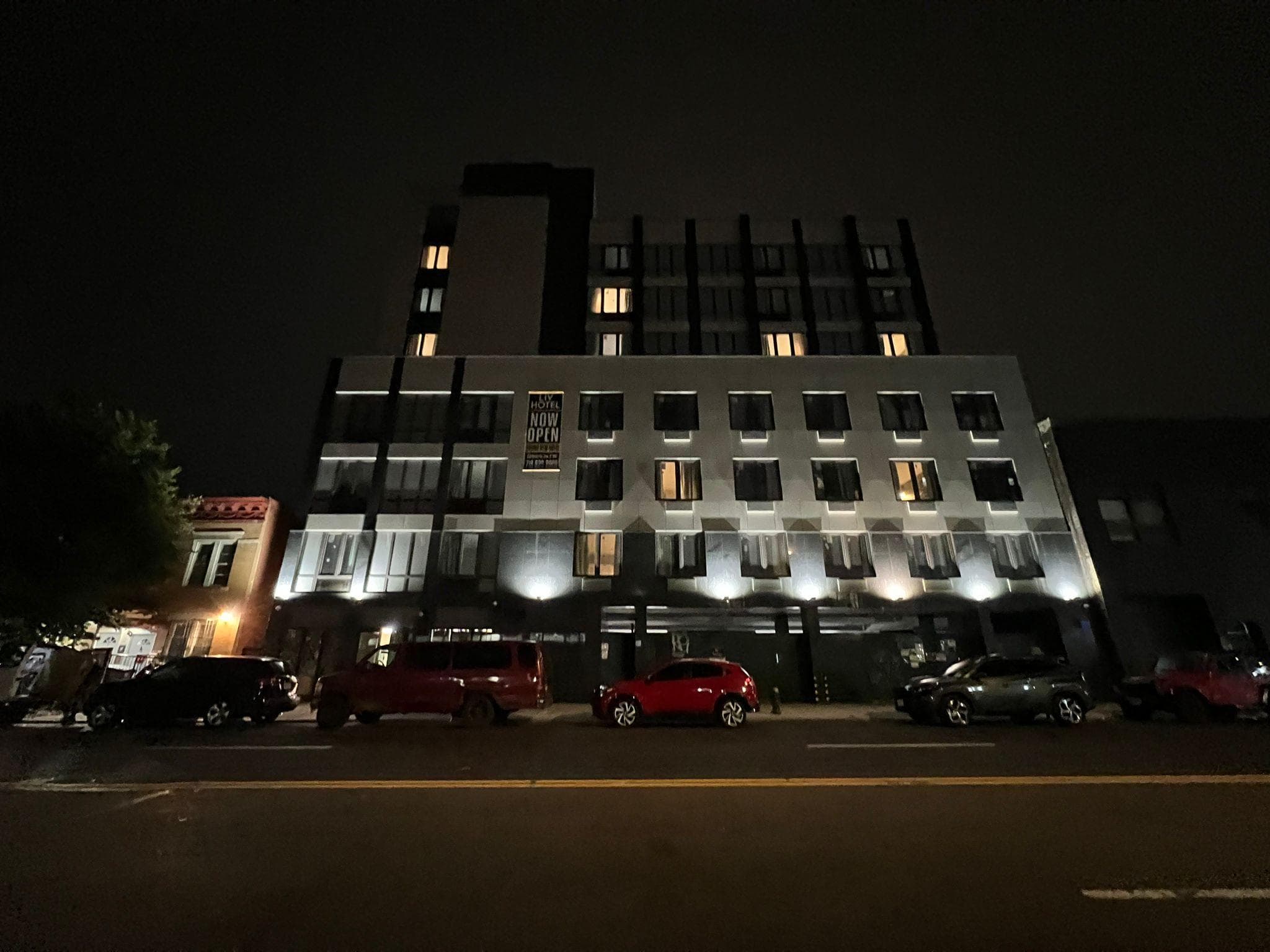 LIV Hotel Bronx photo 3