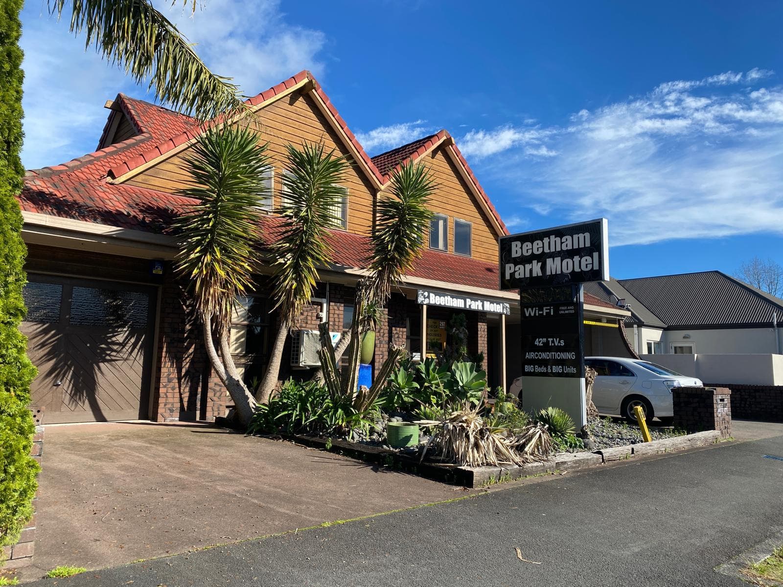 Beetham Park Motel