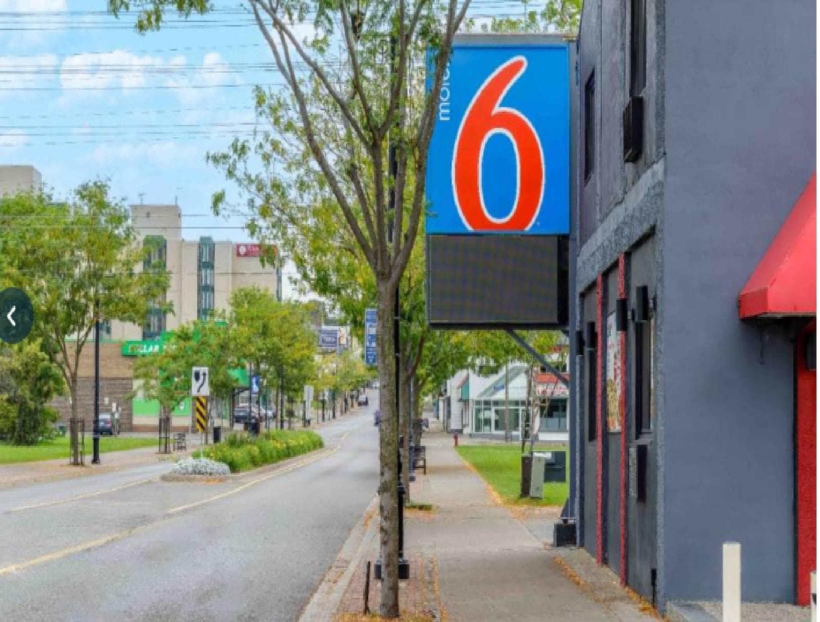 Motel 6 Niagara Falls, ON – Near the Falls