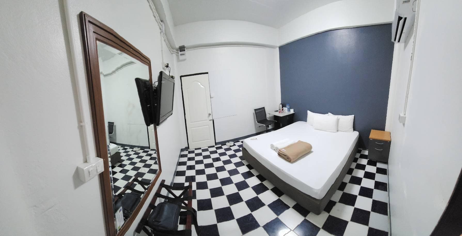 Sappathanasarn Hotel, Ayutthaya photo 2