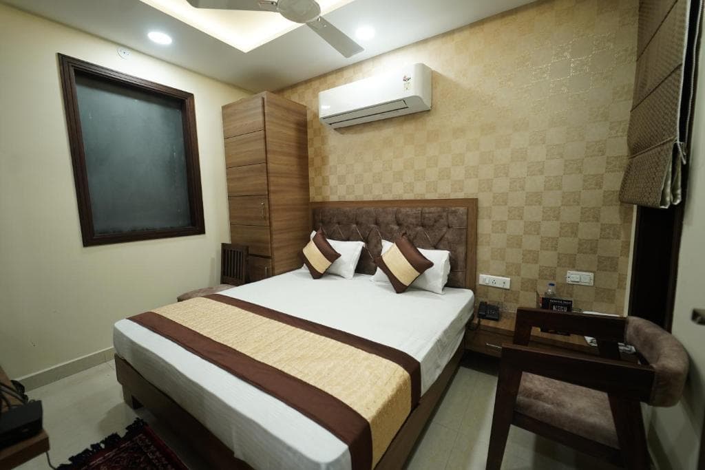 hotel s.s royal photo 3