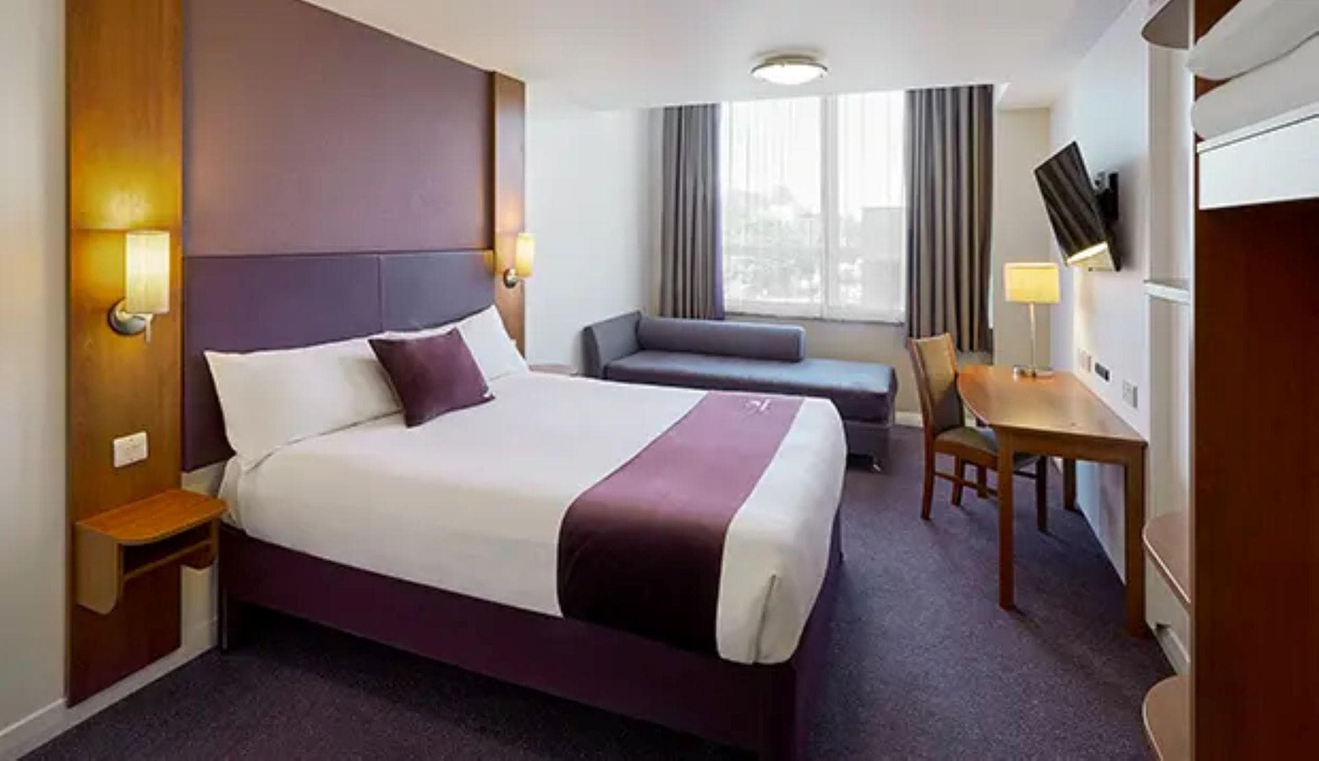 Premier Inn Hatfield photo 3