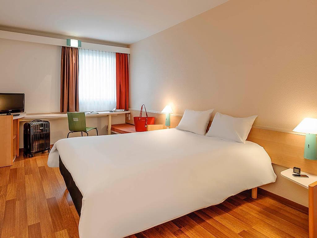 Ibis Frankfurt Airport photo 2