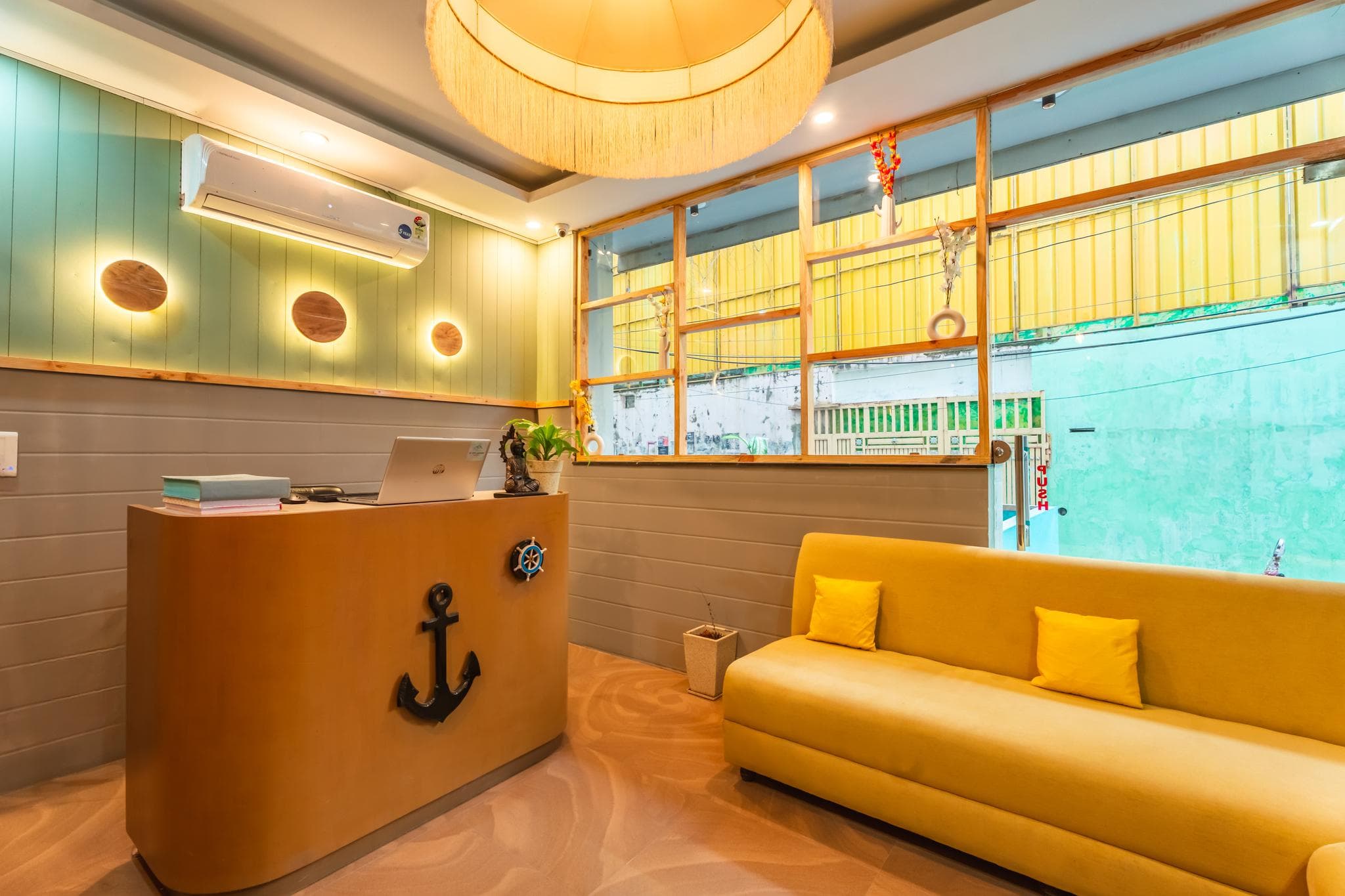 Hostel De Offlanders Rishikesh • Stay • Connect • Explore