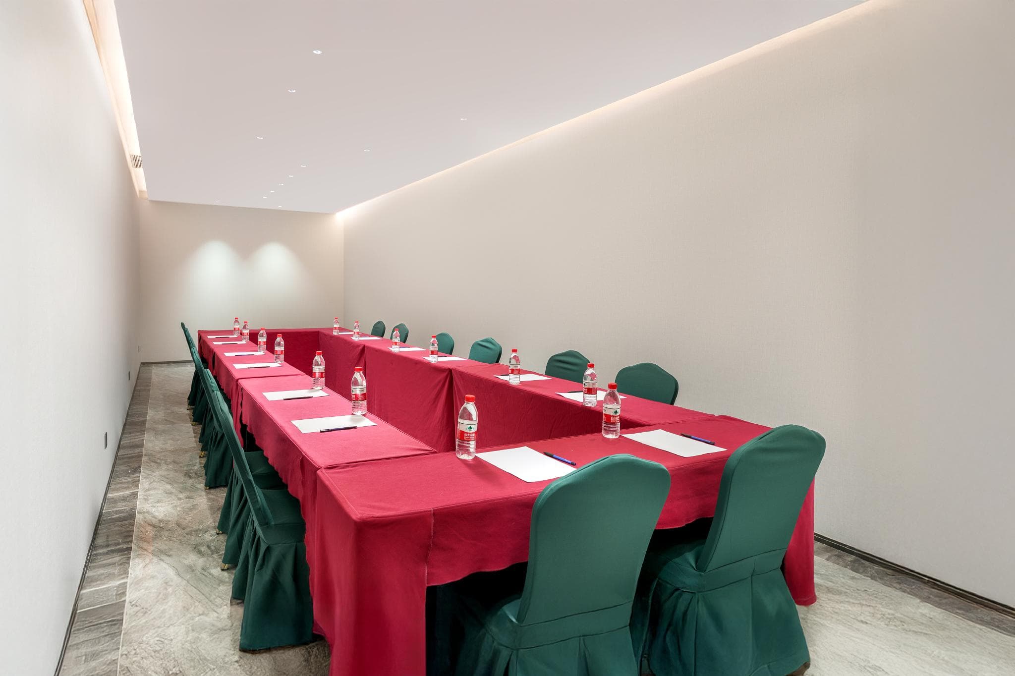 From· K Hotel  - Guangzhou Pazhou Convention and Exhibition Center Modisha Metro Station photo 3