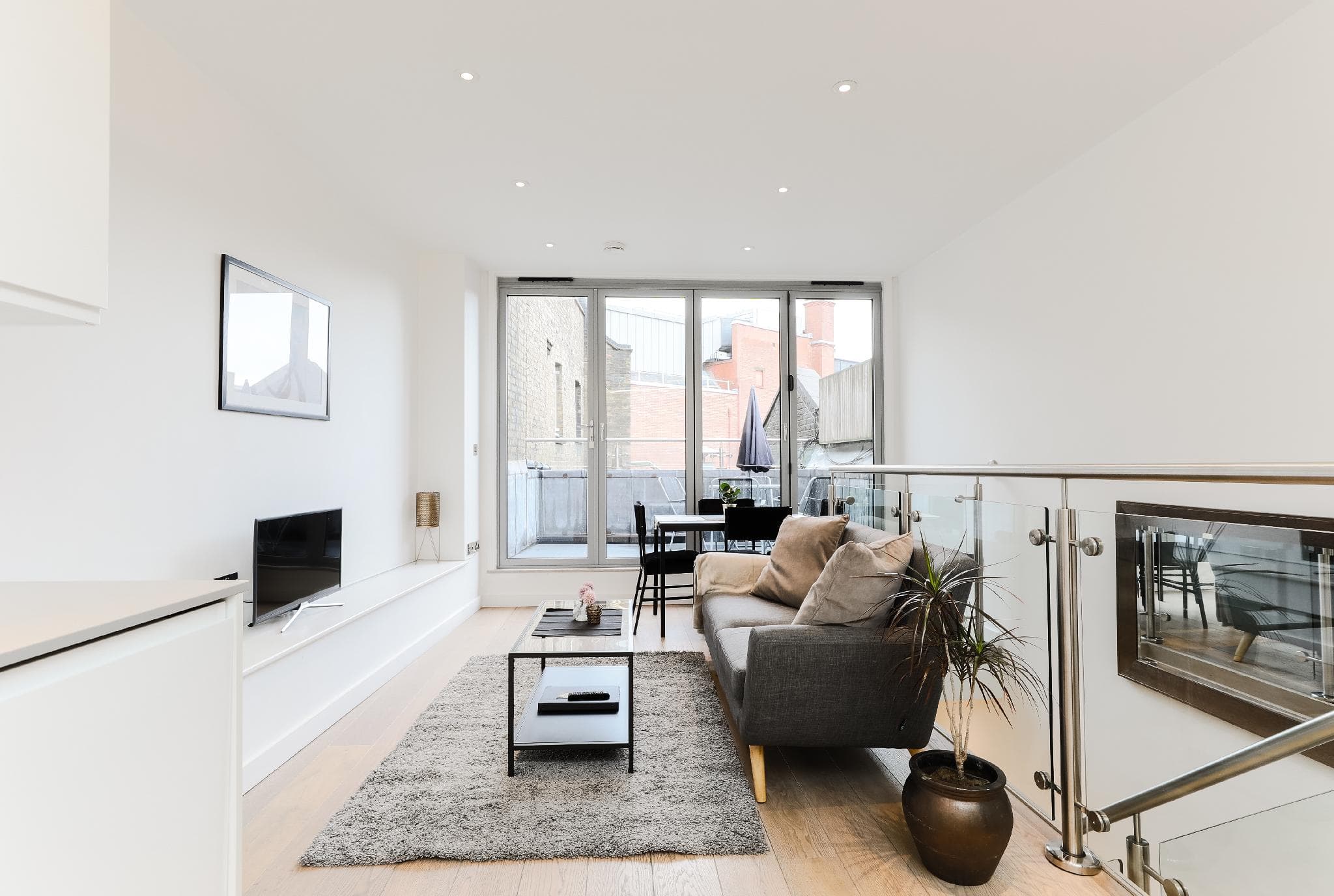 Trafalgar Square by Excel Apartments