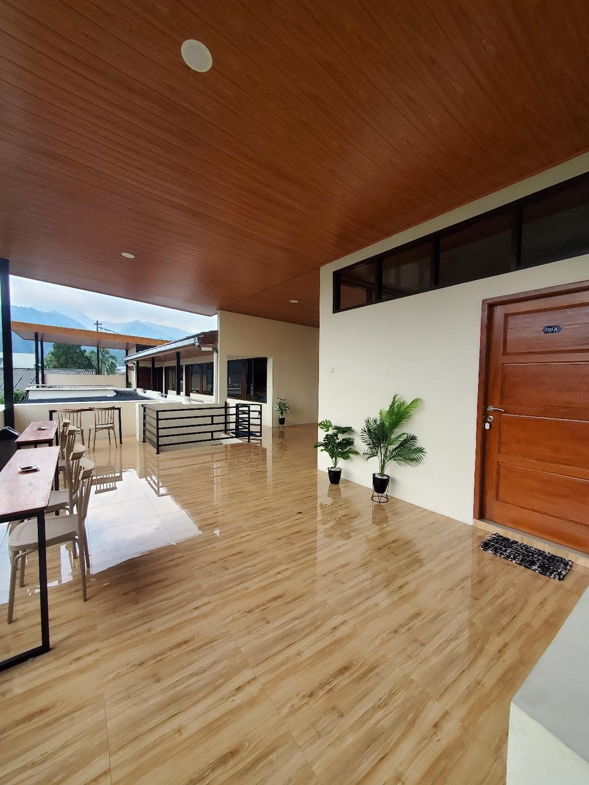 Dream House Traveller photo 4