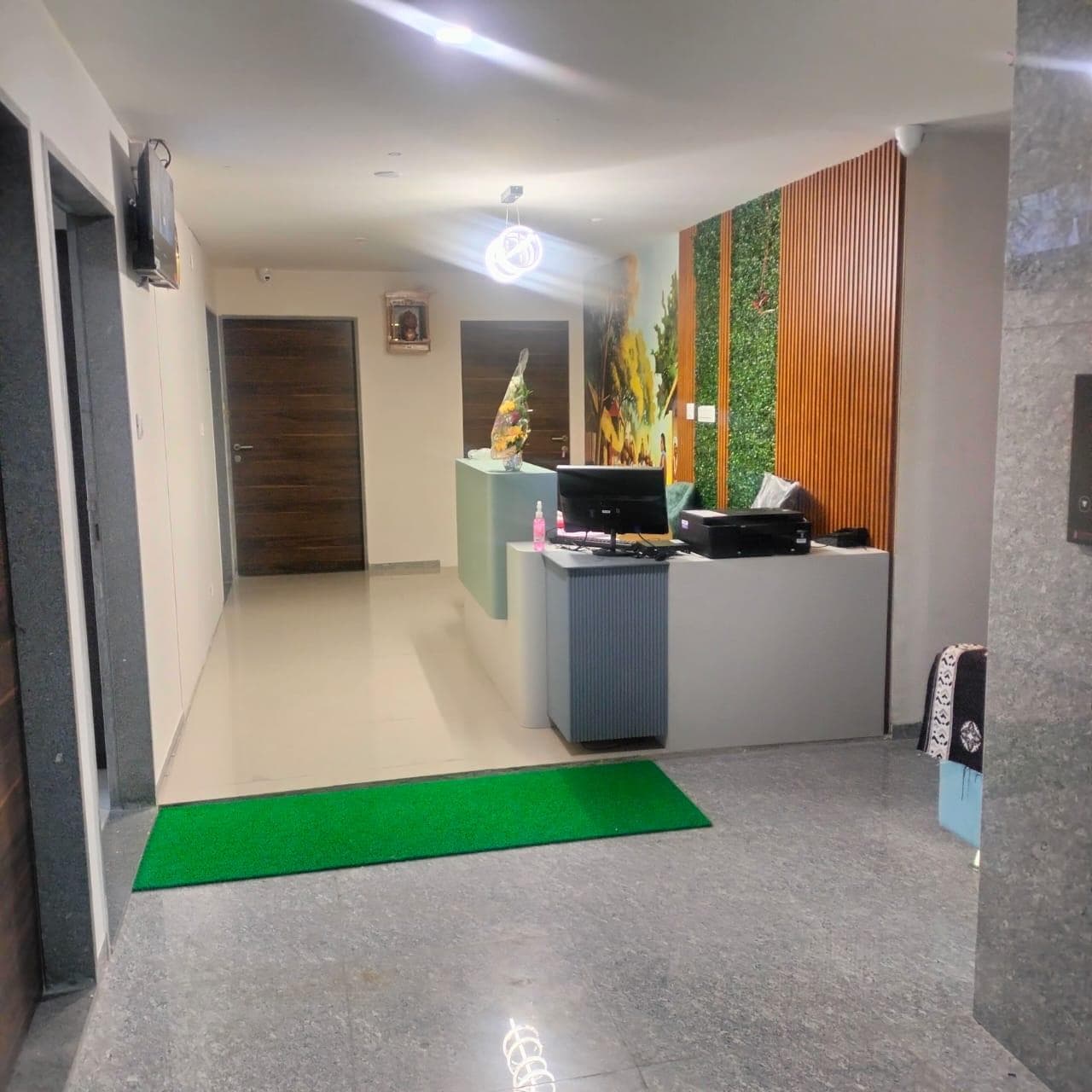 Hotel New Balaji Vadodara photo 3