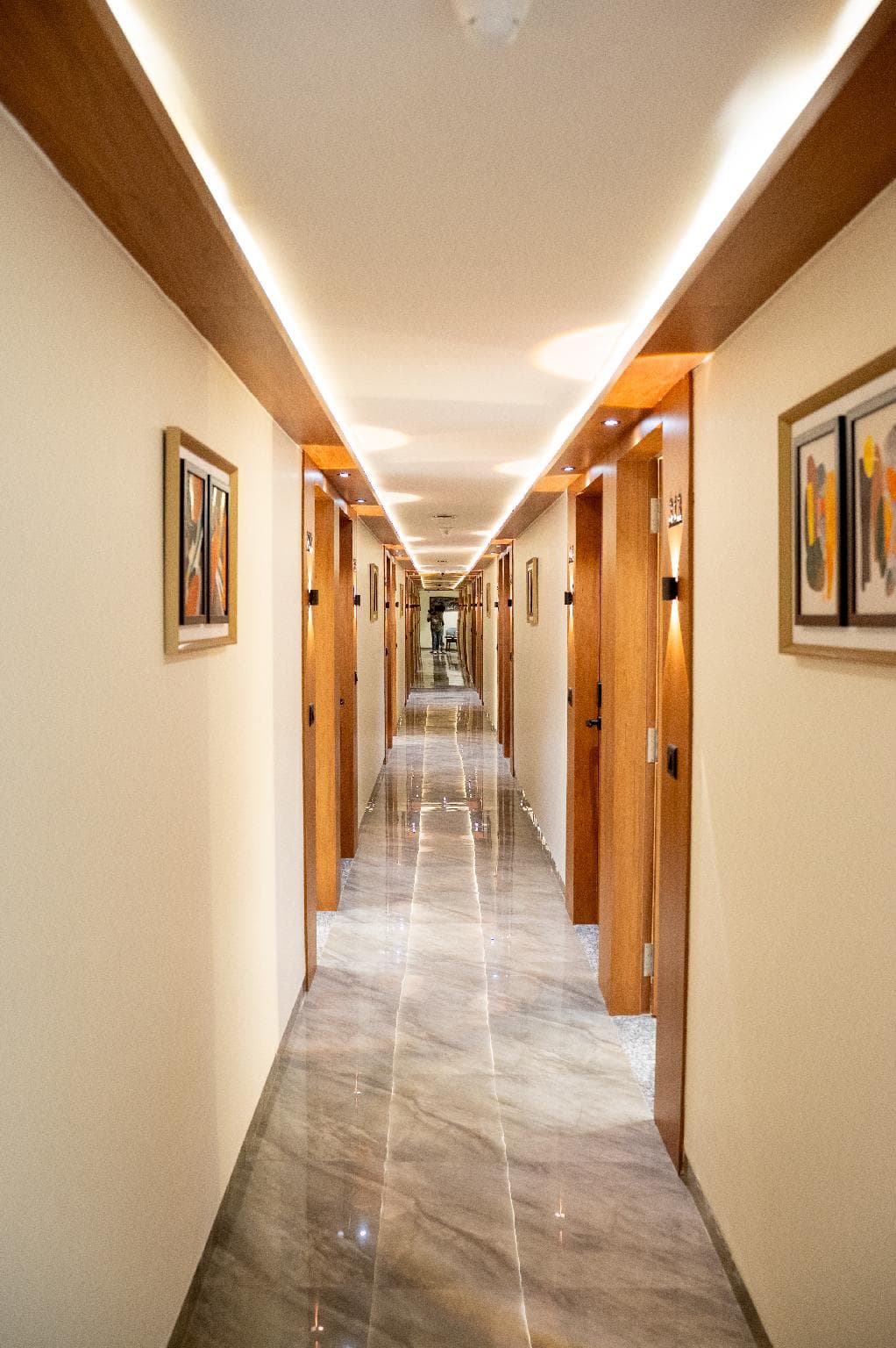 Privilon Hotel Iscon photo 5