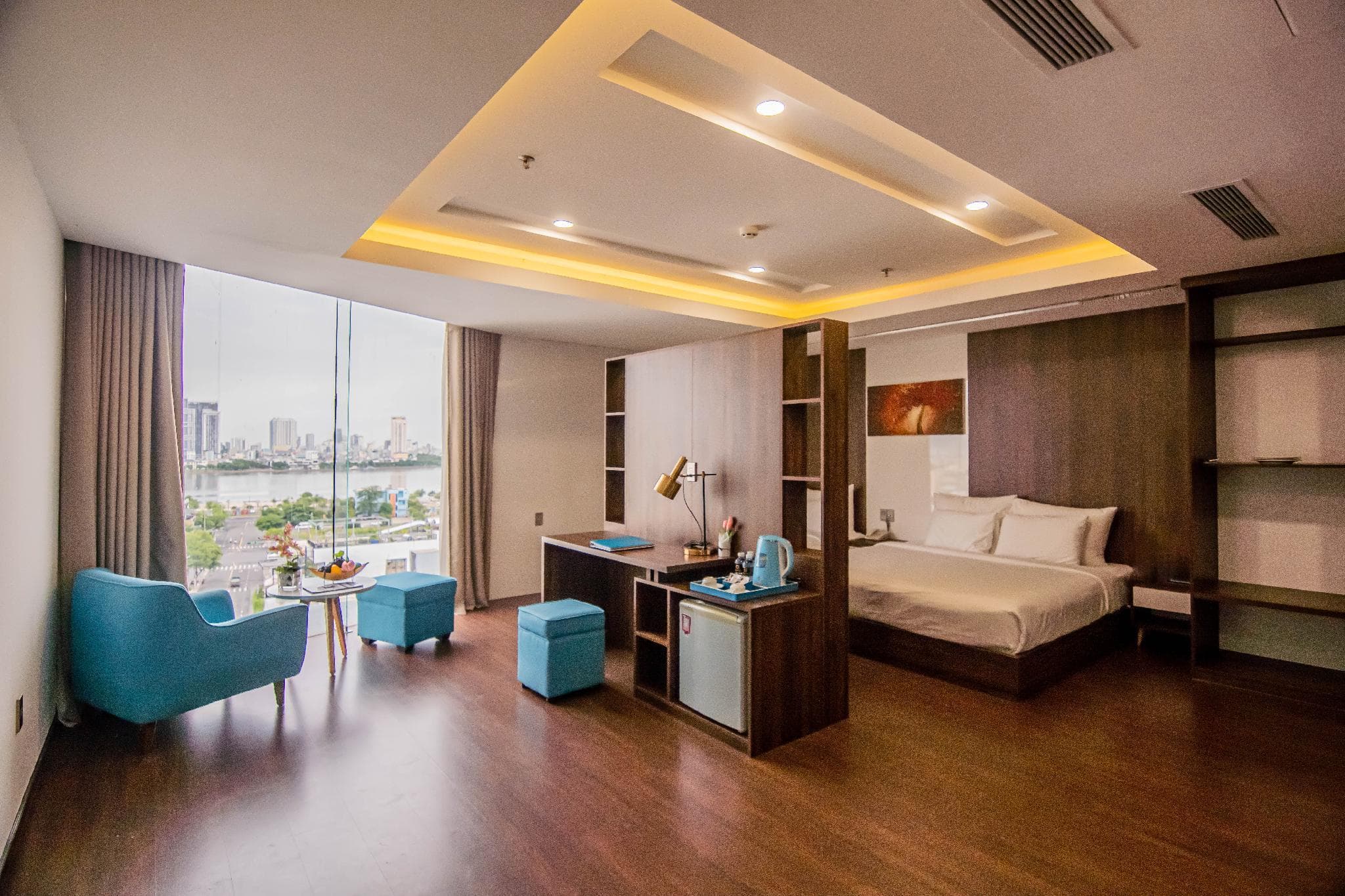 Gold Apartment Center  By Haviland photo 3