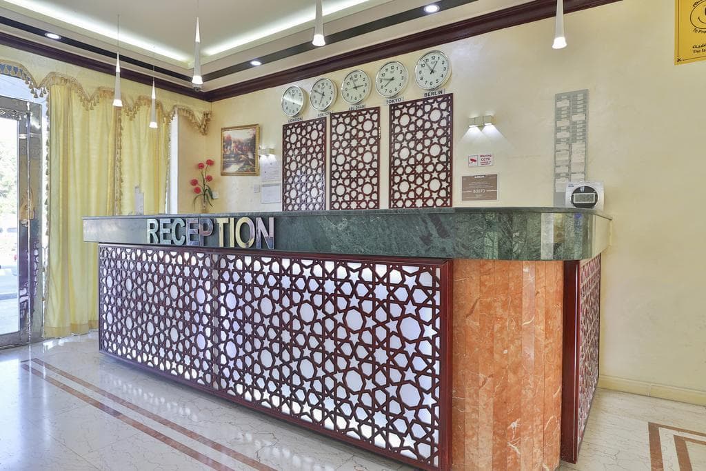 WAVES HOTEL