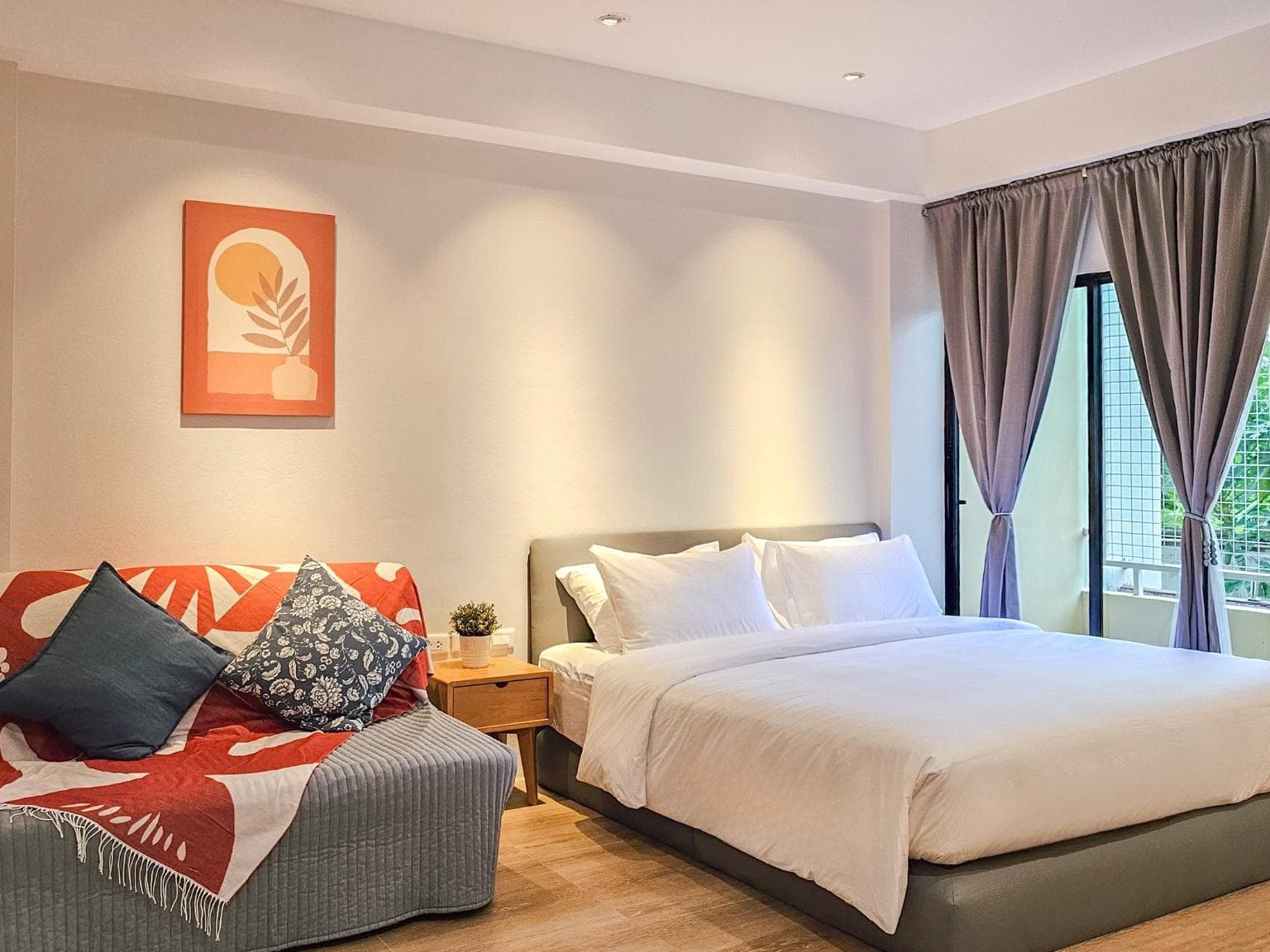 Amina Residence