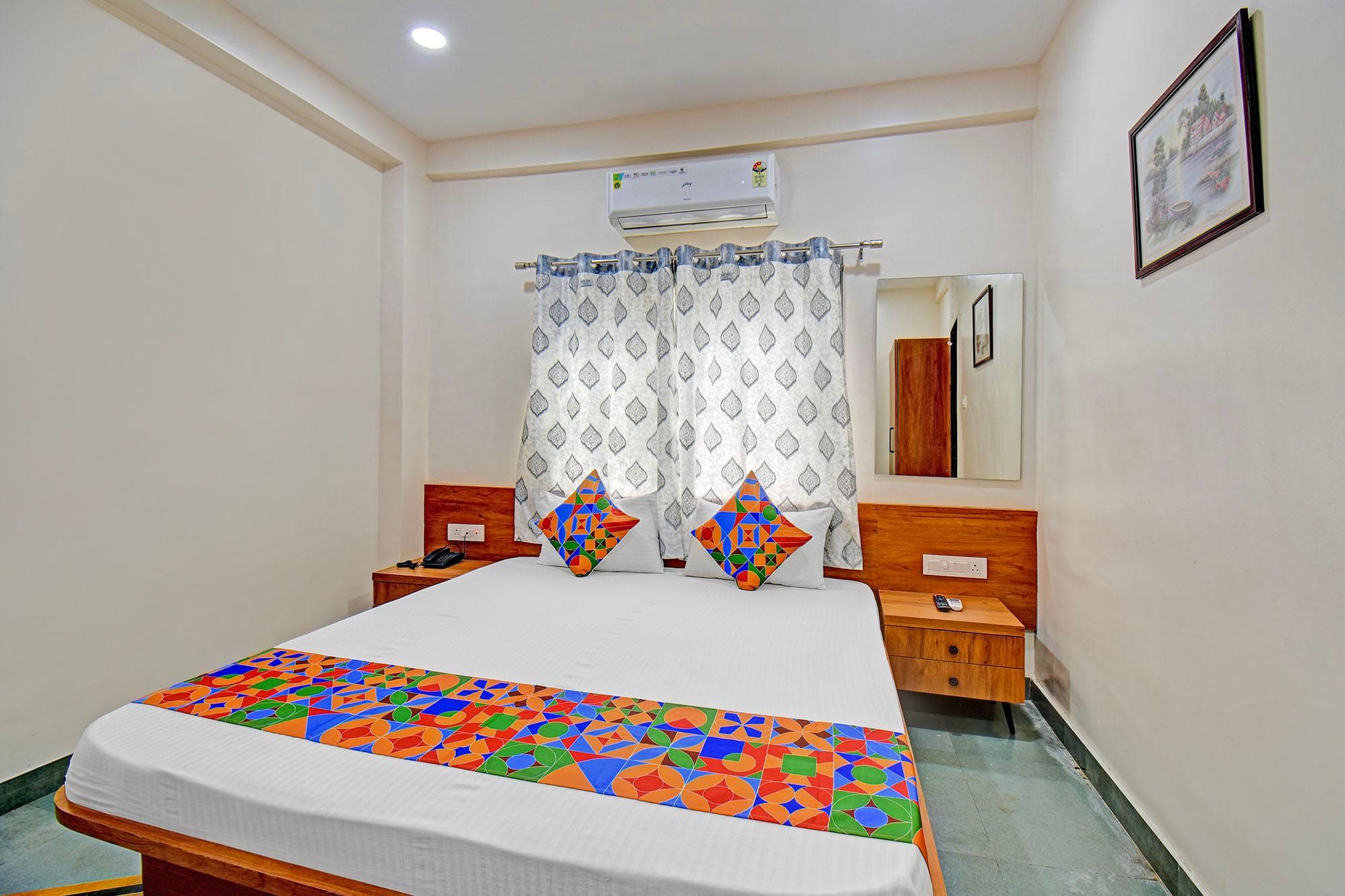 Via Kanak Executive photo 5