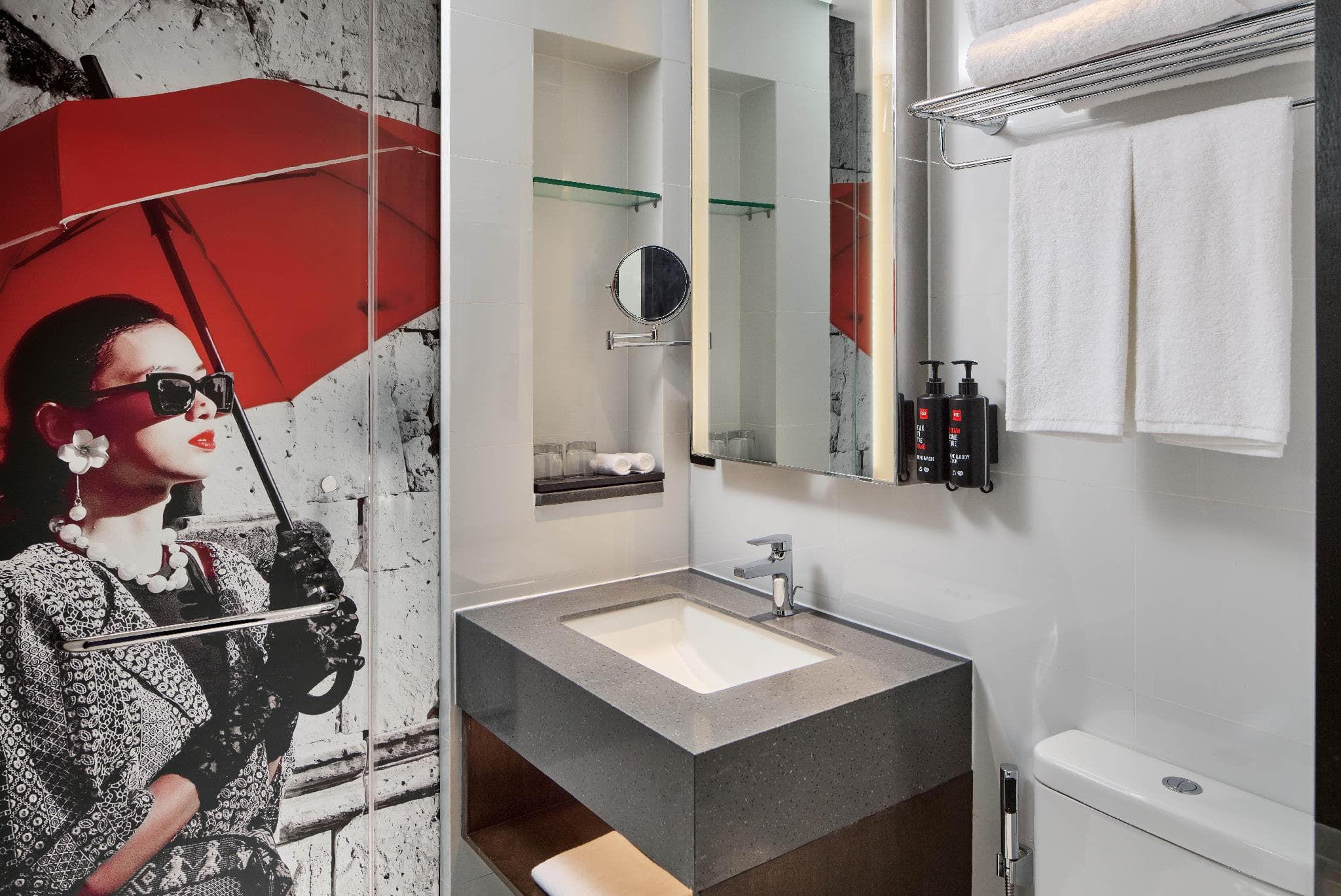 Radisson RED Cebu Mandaue photo 5