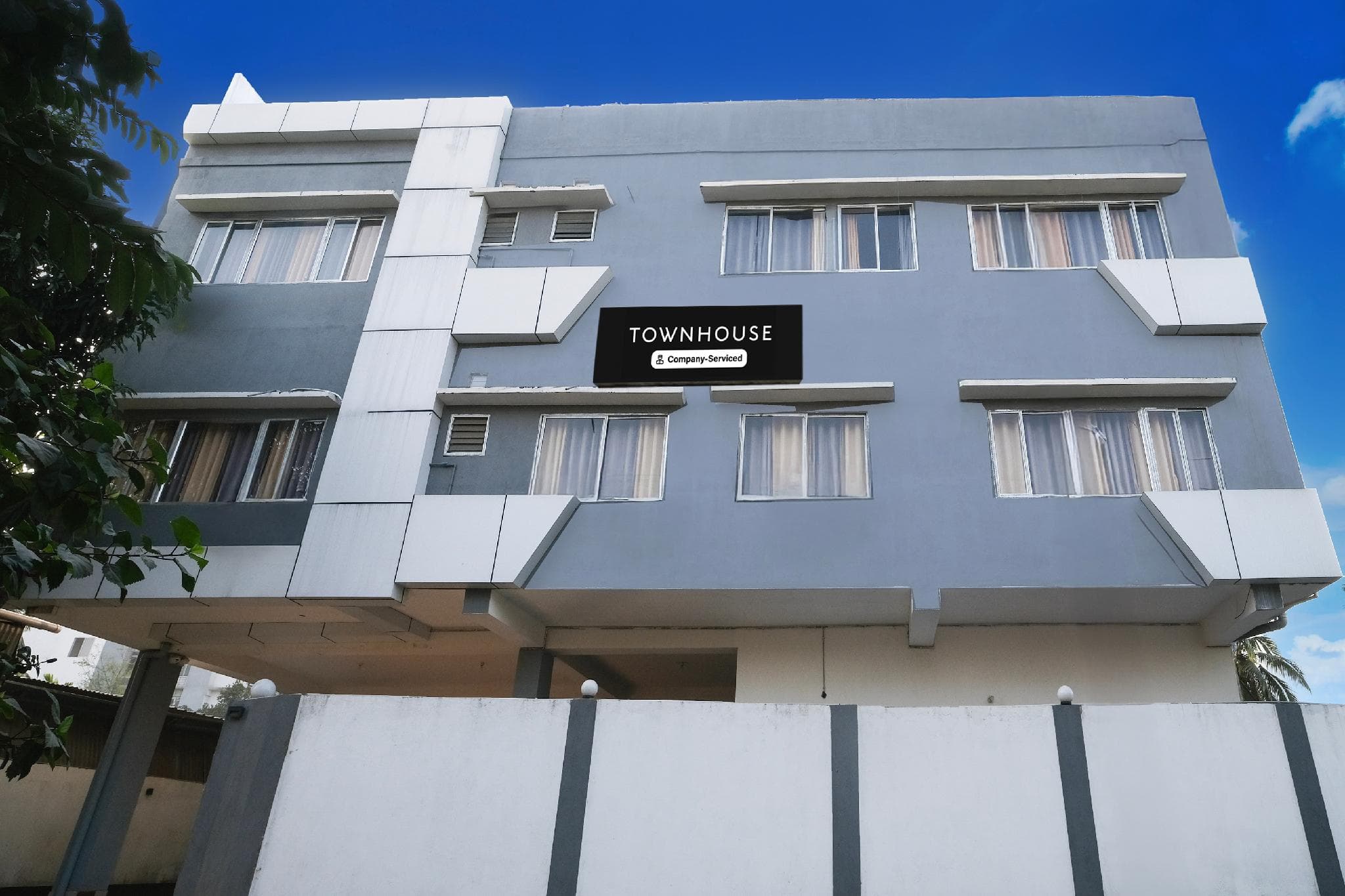 Super Townhouse ISBT Guwahati Formerly The Pinnacle Inn